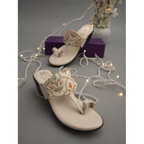 Shoetopia Girls R-2 Cream Wedge Sandal - 8 Uk (Girls-R-2-Cream)