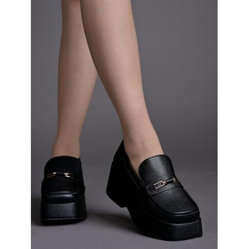 Shoetopia Stylish Solid Buckle Detailed Black Pumps For Women & Girls /Eu36