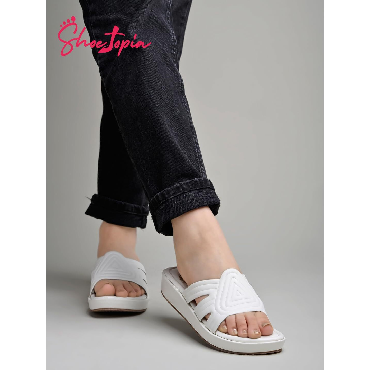 Shoetopia Women's Girls-P-19 Flat Sandal-8 Kids Uk (Girls-P-19-White)-Eu41