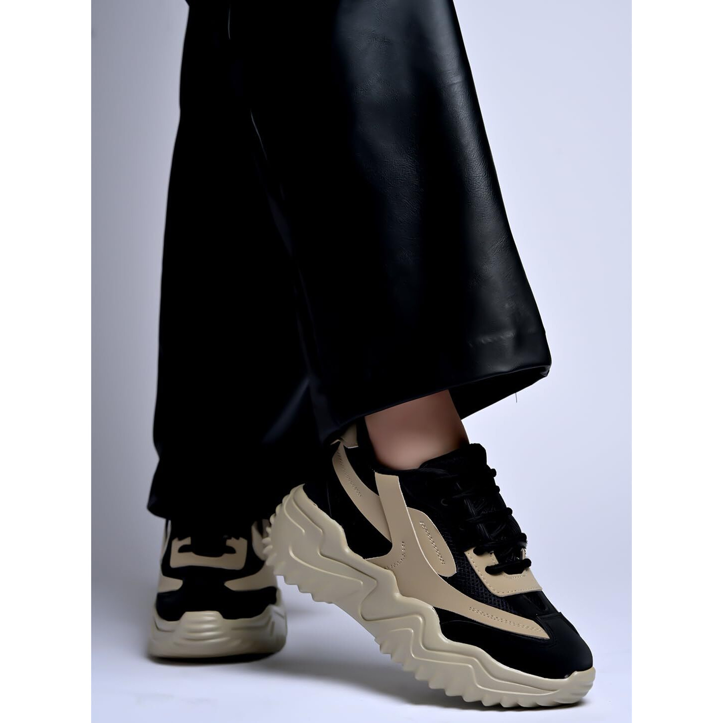 Shoetopia Smart Casual Comfortable White Sneakers For Women /Eu36