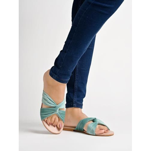 Shoetopia Girls Yash Green Flat Sandal - 3 Uk (Girls-Yash-Green)