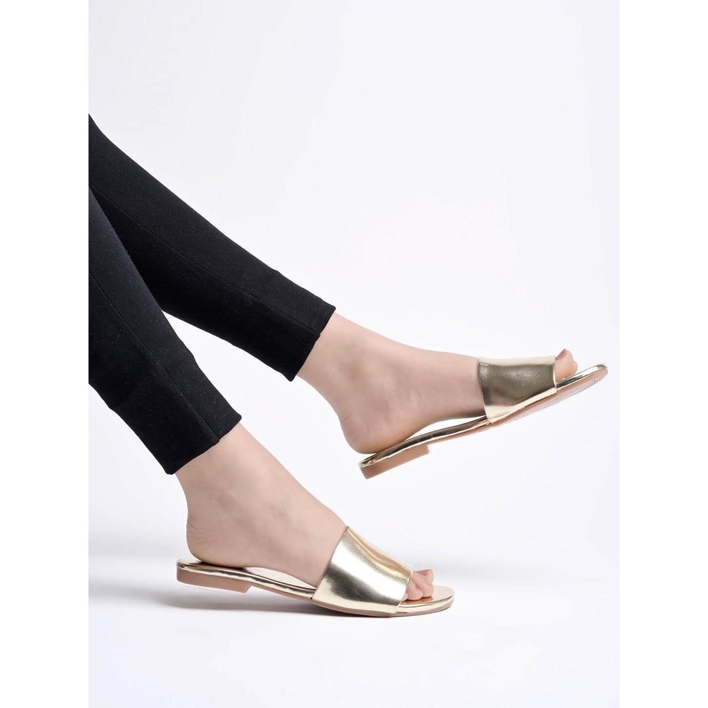 Shoetopia Embellished Gold-Toned Flats For Women & Girls/Uk6