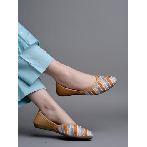 Shoetopia Emberoidered Tan Bellies For Women & Girls /Eu36