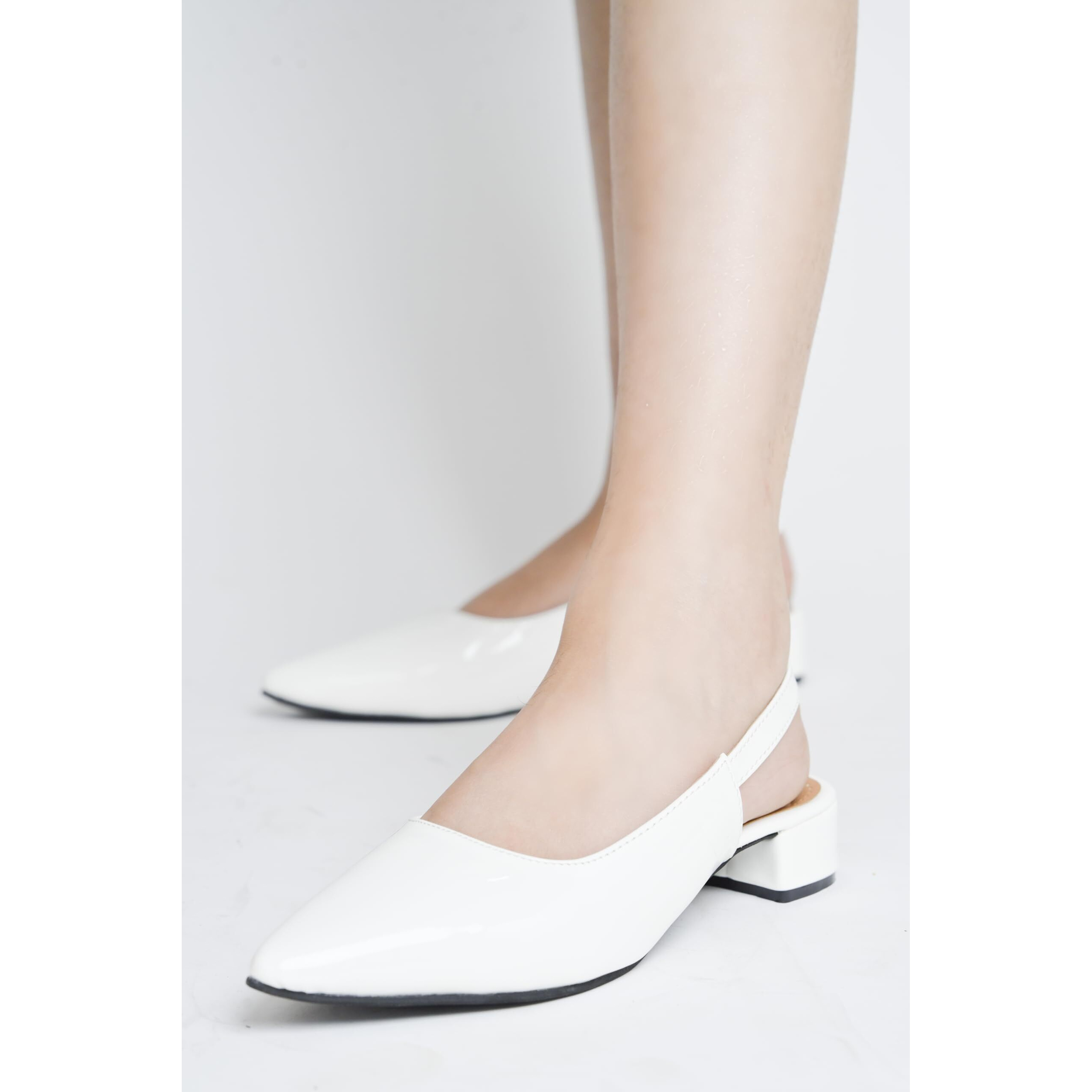 Shoetopia Solid Pointed Toe White Pumps For Women & Girls /Eu36