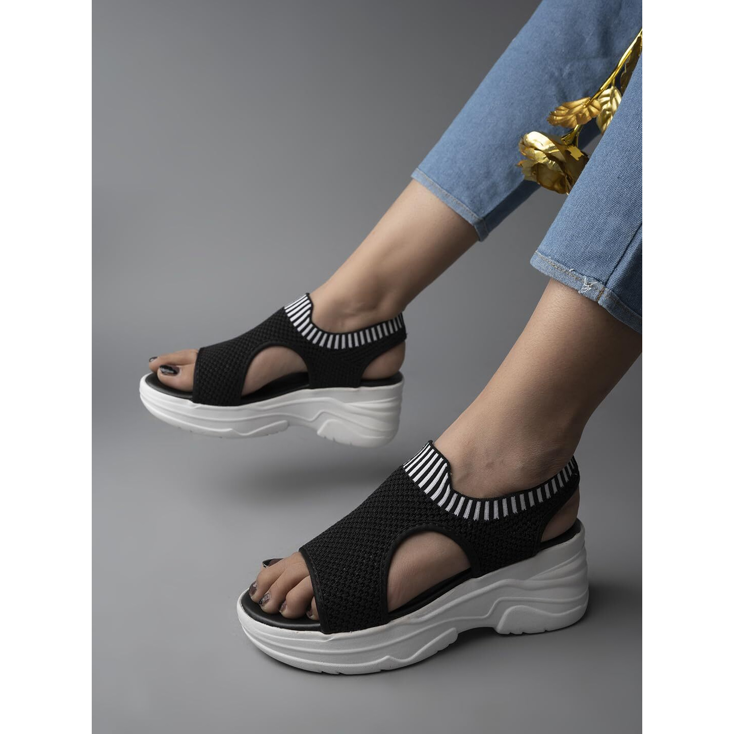 Shoetopia Lightweight Comfortable Trendy Flatforms Black Sandals For Women & Girls