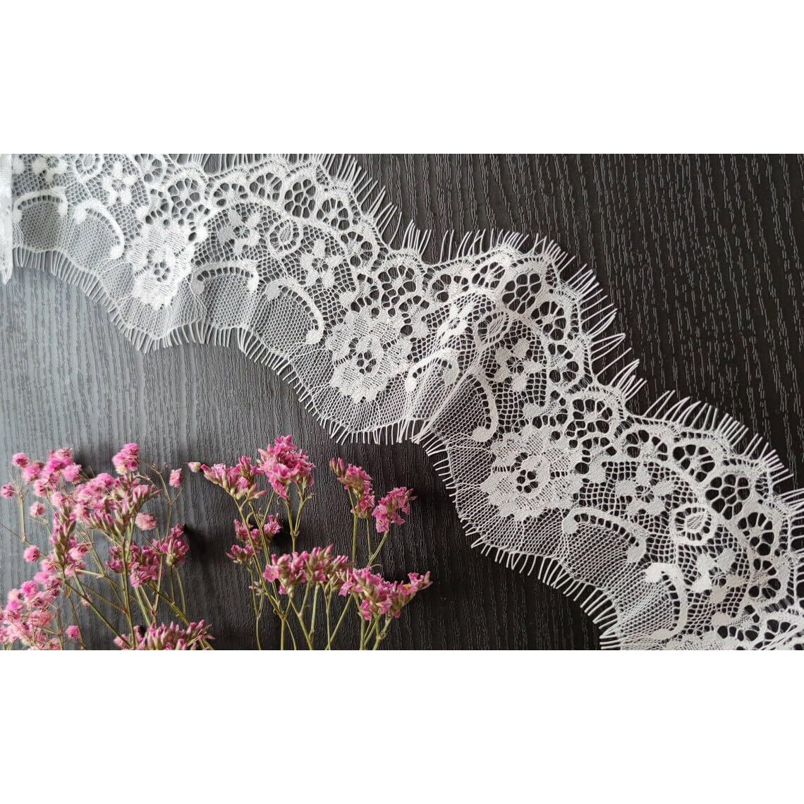 Orient Lace Craft White Chantilly Net Scallop Lace Nylon Floral Eyelash Lace Trim Ribbon Sewing Dress Skirt Decor Diy Handicrafts 3 Meters Length, Width 8 Cm