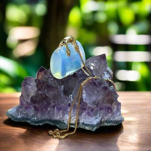 Dneshy 2Pcs Crystal Bag, Natural Stone Pendants, Women Mini Handbag Unique Shape Healing Stone,Crystal Charms For Jewelry Making Necklace Earrings, Decoration, Stone Agate Use For Meditation