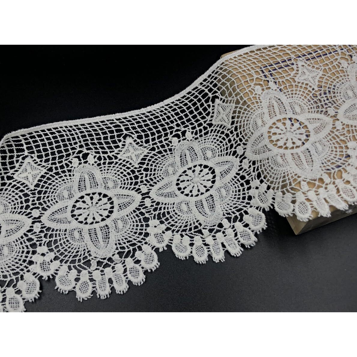White Lace And Border Material For Pakistani Suits,Saree Lace Border (Size 15.5 Cm) Qty 5 Yard,Used As Trims,Borders,Embroidery Lace,Applique,Fabric Lace,Sewing Supplies,Cotton Lace Work,Dupatta Lace Border Bridal,Diy.