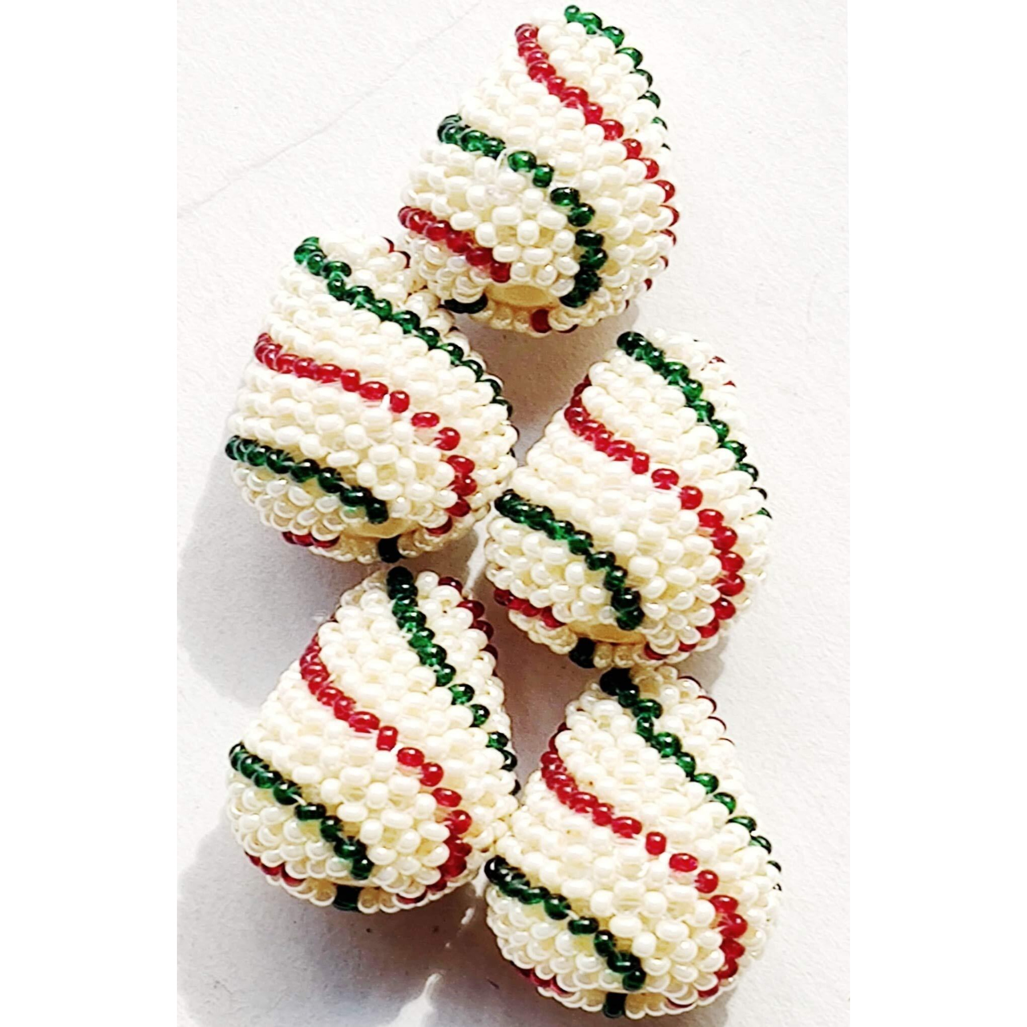 Paushak Boutique Off White Lehariya Style Moti Button (Set Of 2)