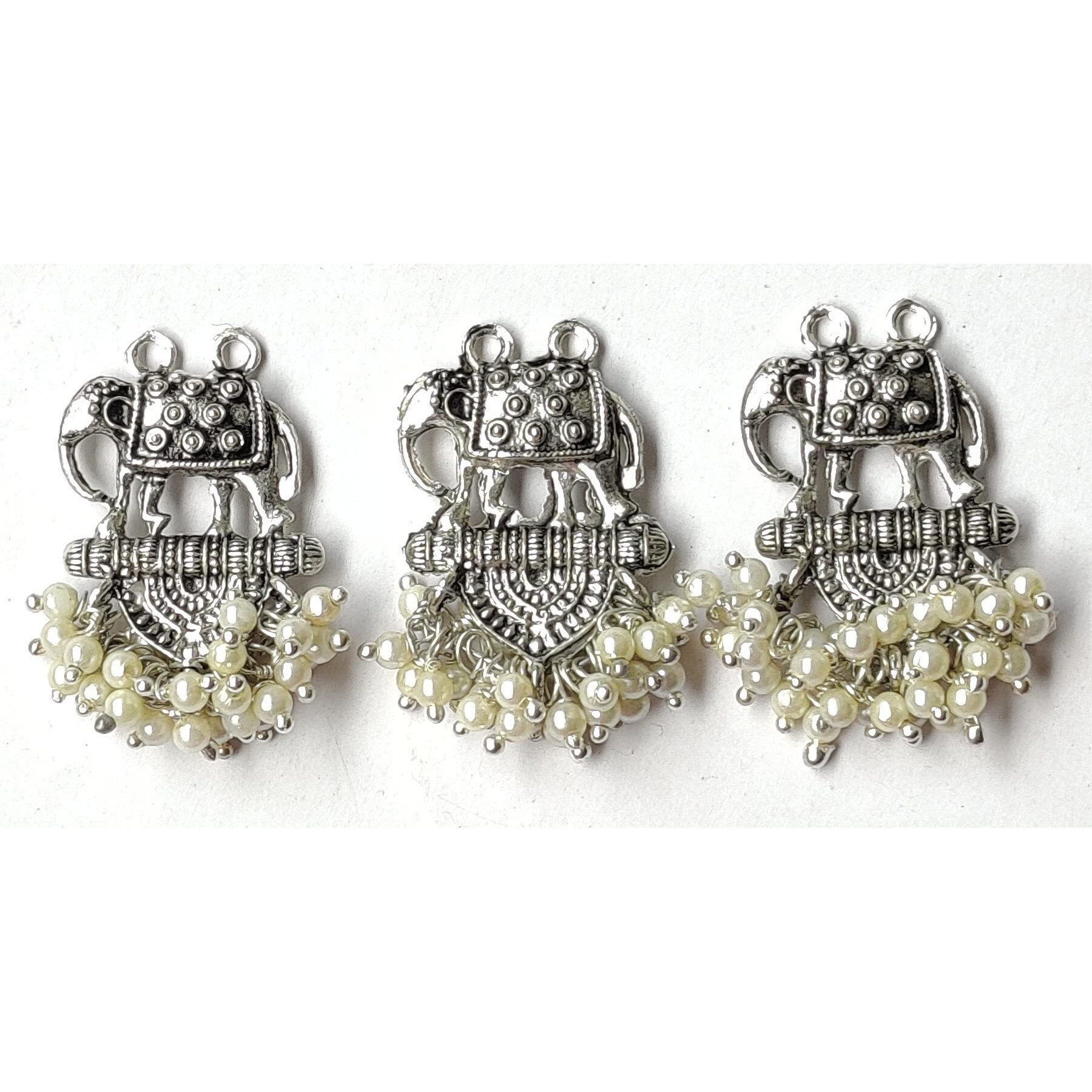 Paushak Boutique Antique Silver Moti Button (Piece Of 3)