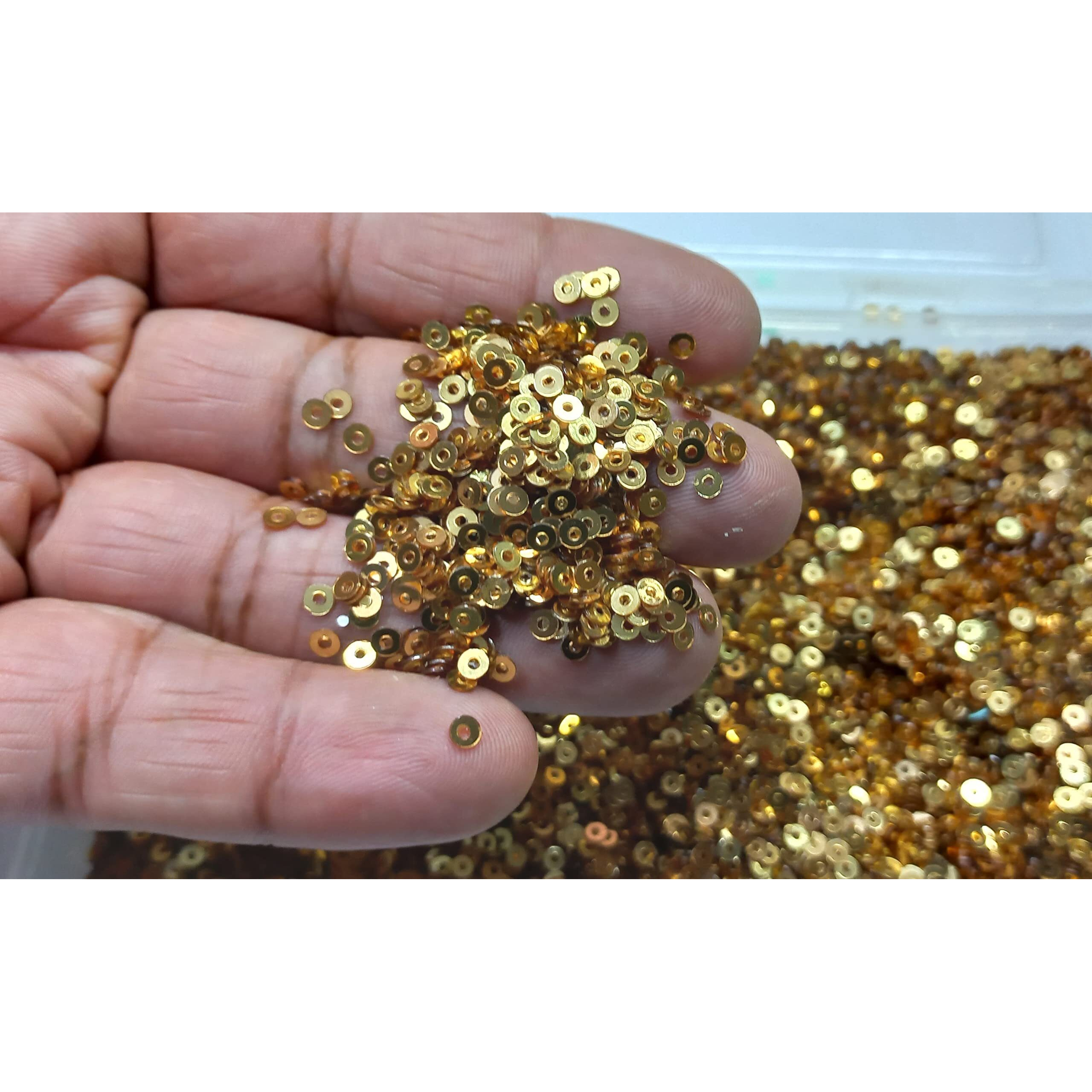 Omx Sequin Sitara For Craft And Embroidery Making Combo Pack Total - 250 Gram, Size 3Mm (Gold)