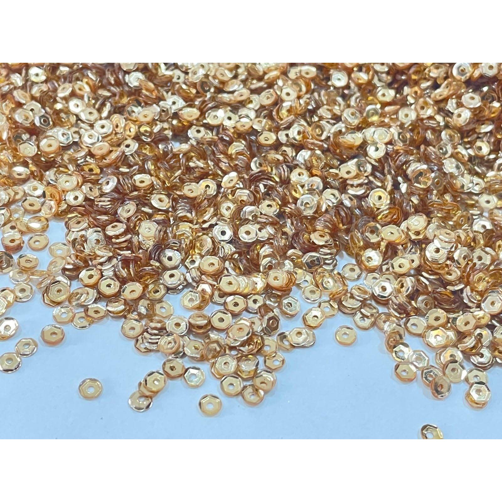 Omx, 4Mm, 100 Gram, Loose Seqins Embroidery Craft Sequins Cup Iridescent Spangles For Sewing Christmas Decoration Faceted Cup Seqins, Sitara, For Embroidery, Embellishing, Apparels, Diy Art Craft Supplies (Gold)