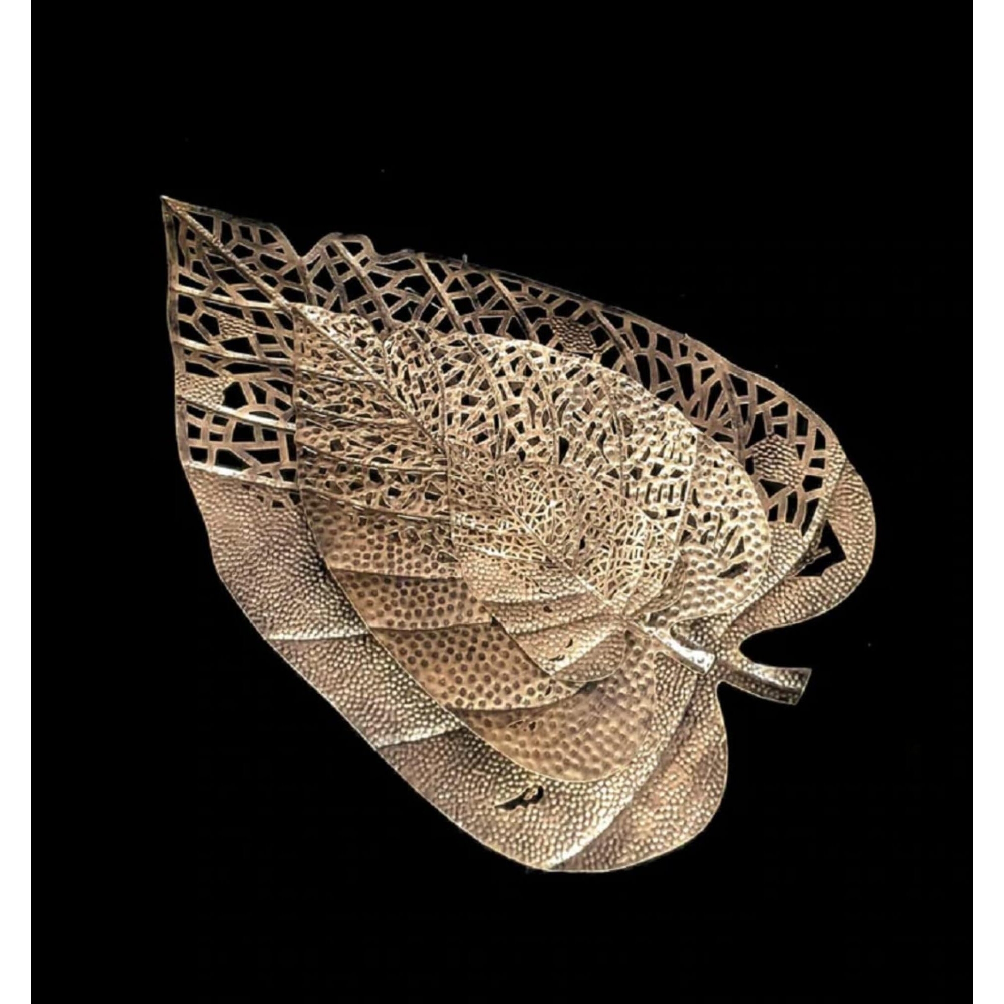 World Decor Pan Leaf Set Of 3 [Size(In) Big(31) Med(24) Small(18) ](Artificial, Decorations, Gold)
