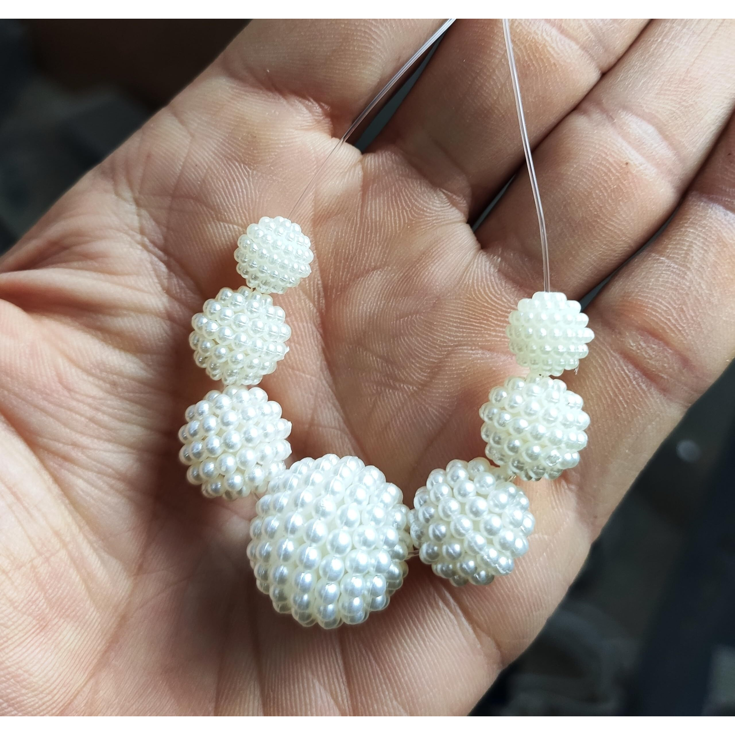 Go-Set-Get Creamy White 340 Pcs - 20Mm | 14Mm | 12Mm | 10Mm - Dotted Pearl/Fruit Ball Beads/Moti Angura Beads For Jewelry Making, Arts & Crafts & Decoratives (Fruit-Multisizewhite)