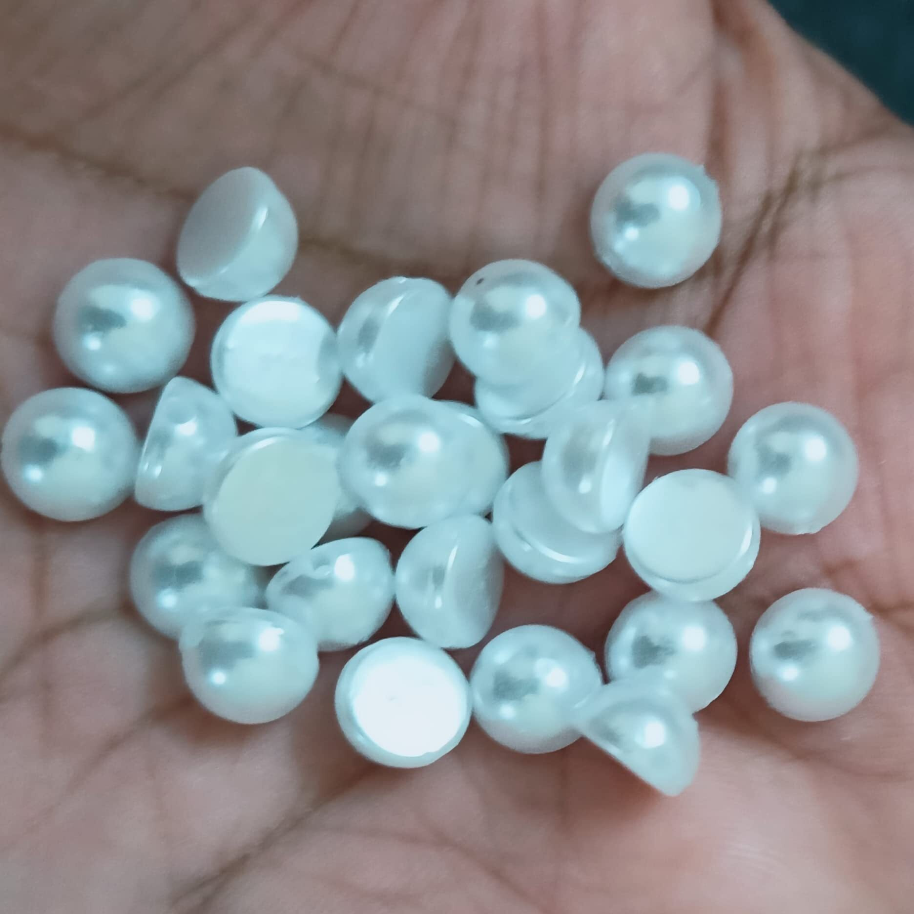 Ritika Craft 8Mm White Half Cut Round Moti Faux Pearls Flat Back Cabochons Pearls For Crafts And Decoration (400 Pcs)
