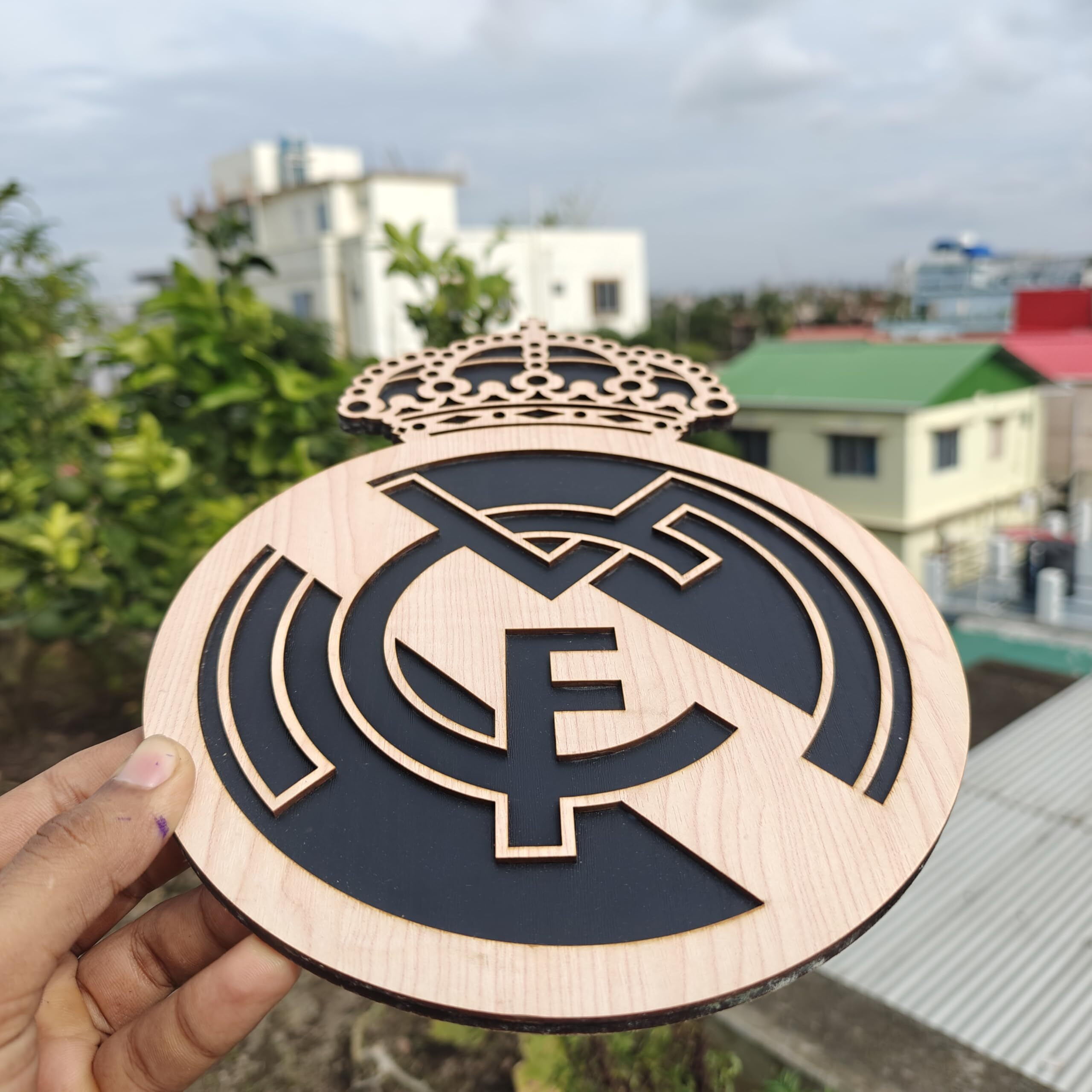 Tenorarts Real Madrid Merchandise Wooden Logo Crest Wall Hanging Accessories Decor Art Pieces With Matt Finish Wooden Texture (12 Inches X 12 Inches)
