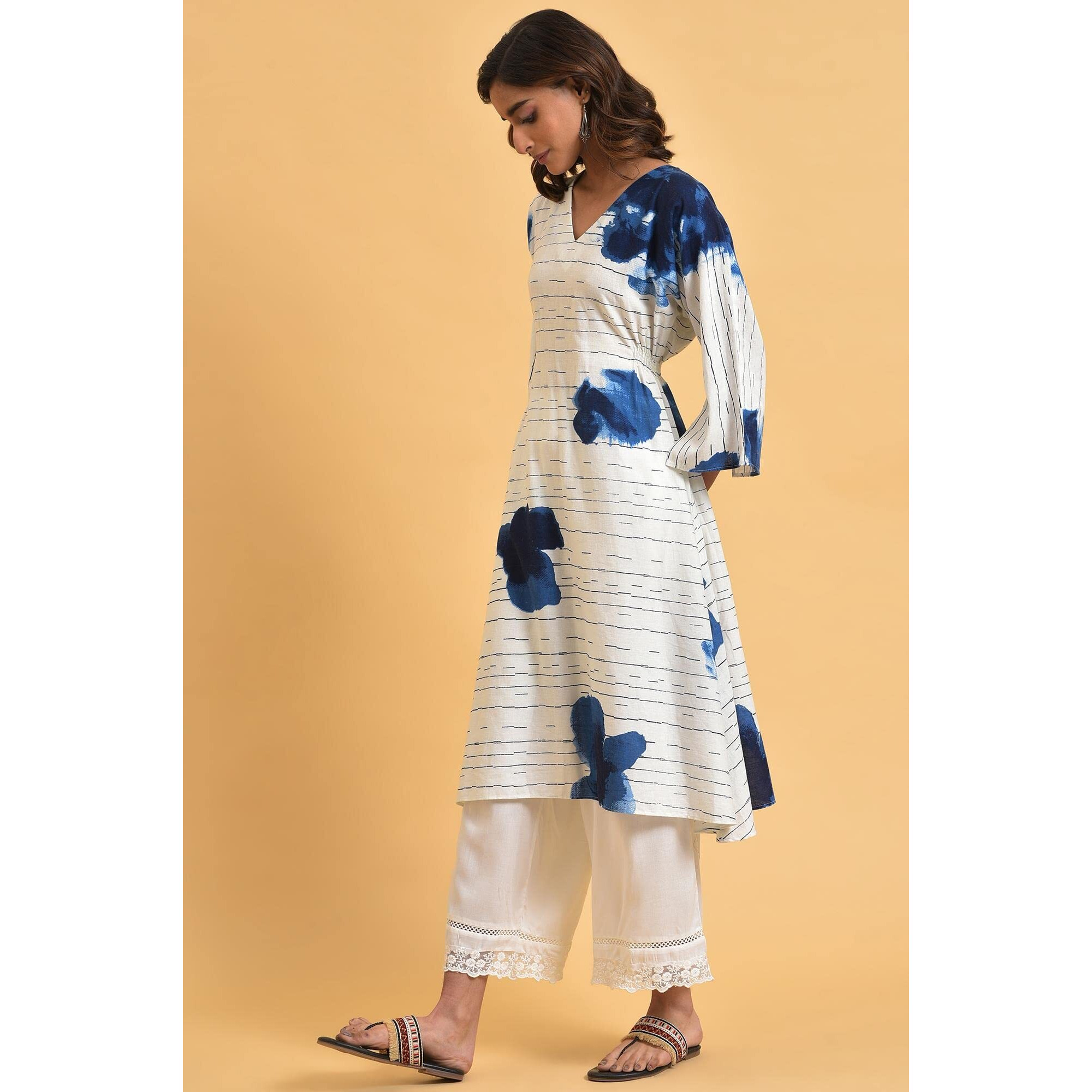 W For Woman White And Blue Printed V-Neck Kurta_23Few18786-120810_M