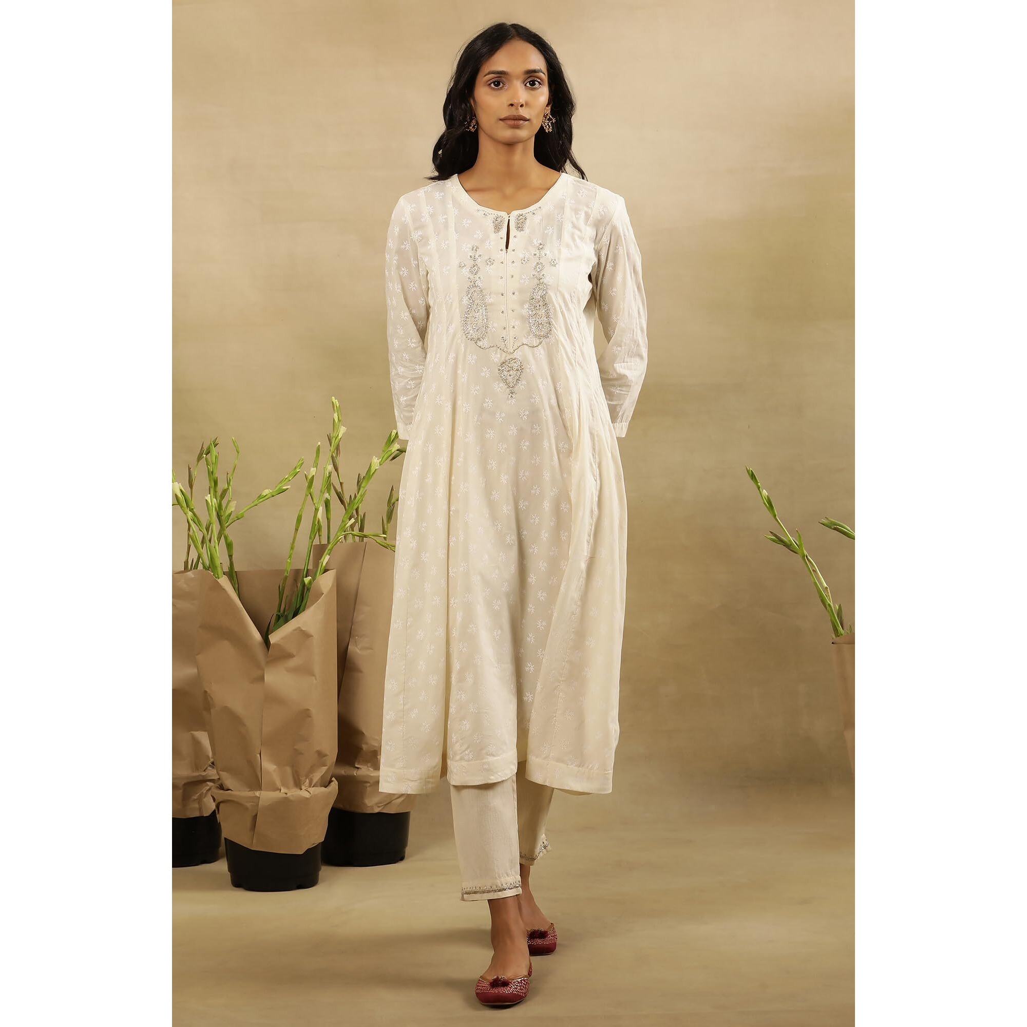 Folksong By W Women White Festive Solid Cotton Flared Kurta_24Maf11833-911214_M