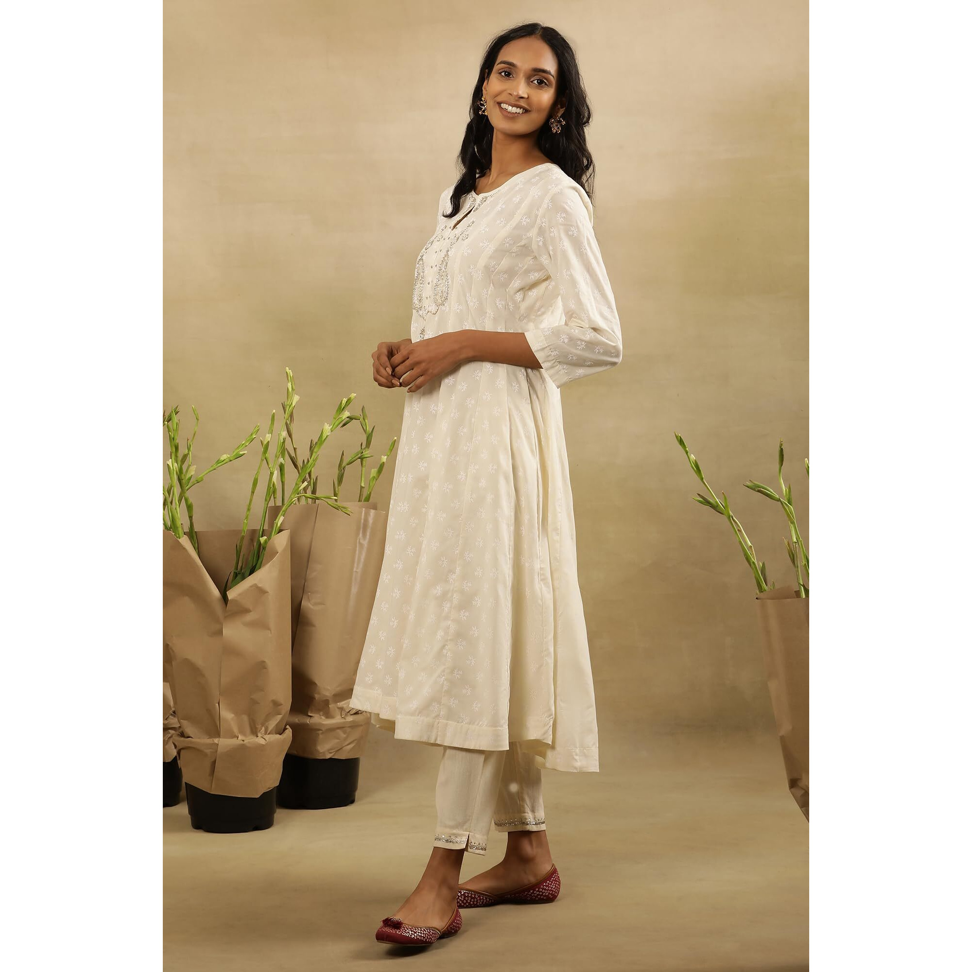 Folksong By W Women White Festive Solid Cotton Flared Kurta_24Maf11833-911214_M