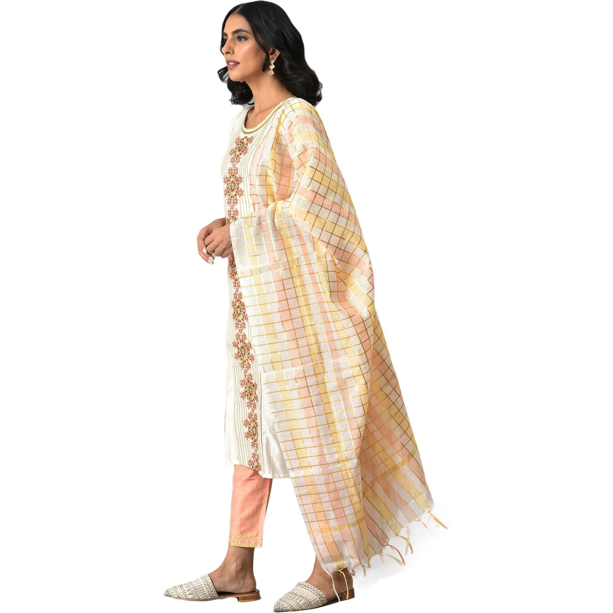 Aurelia Women's Liva White Embroidered Kurta With Peach Trousers And Banaras Dupatta_22Aud10453-703075_M