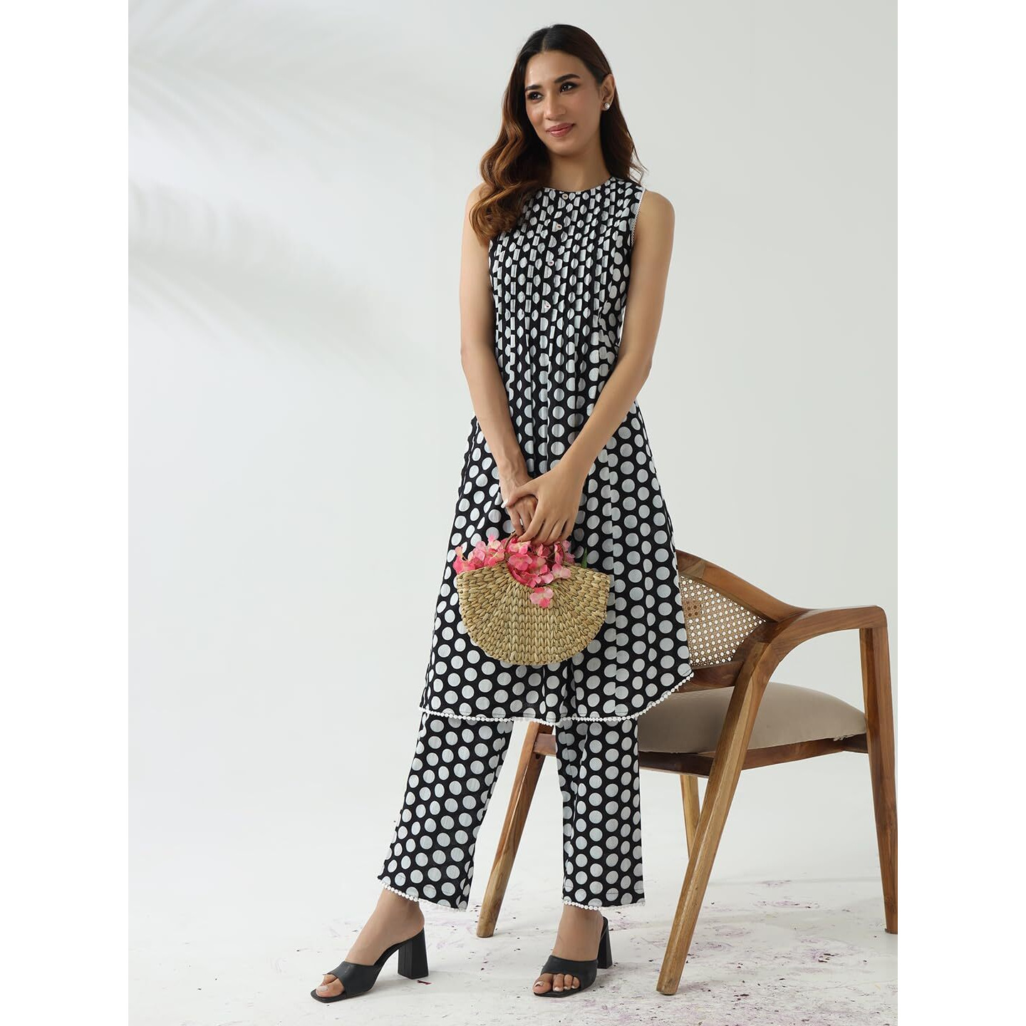Fiorra Women's Black & White Cotton Flared Kurta Set Set0172