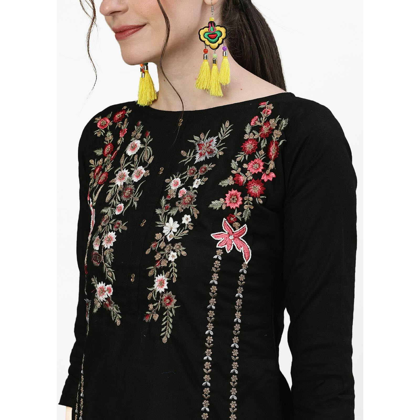 Ishin Women's Cotton Black & Off White Embroidered Straight Kurta Trouser Set