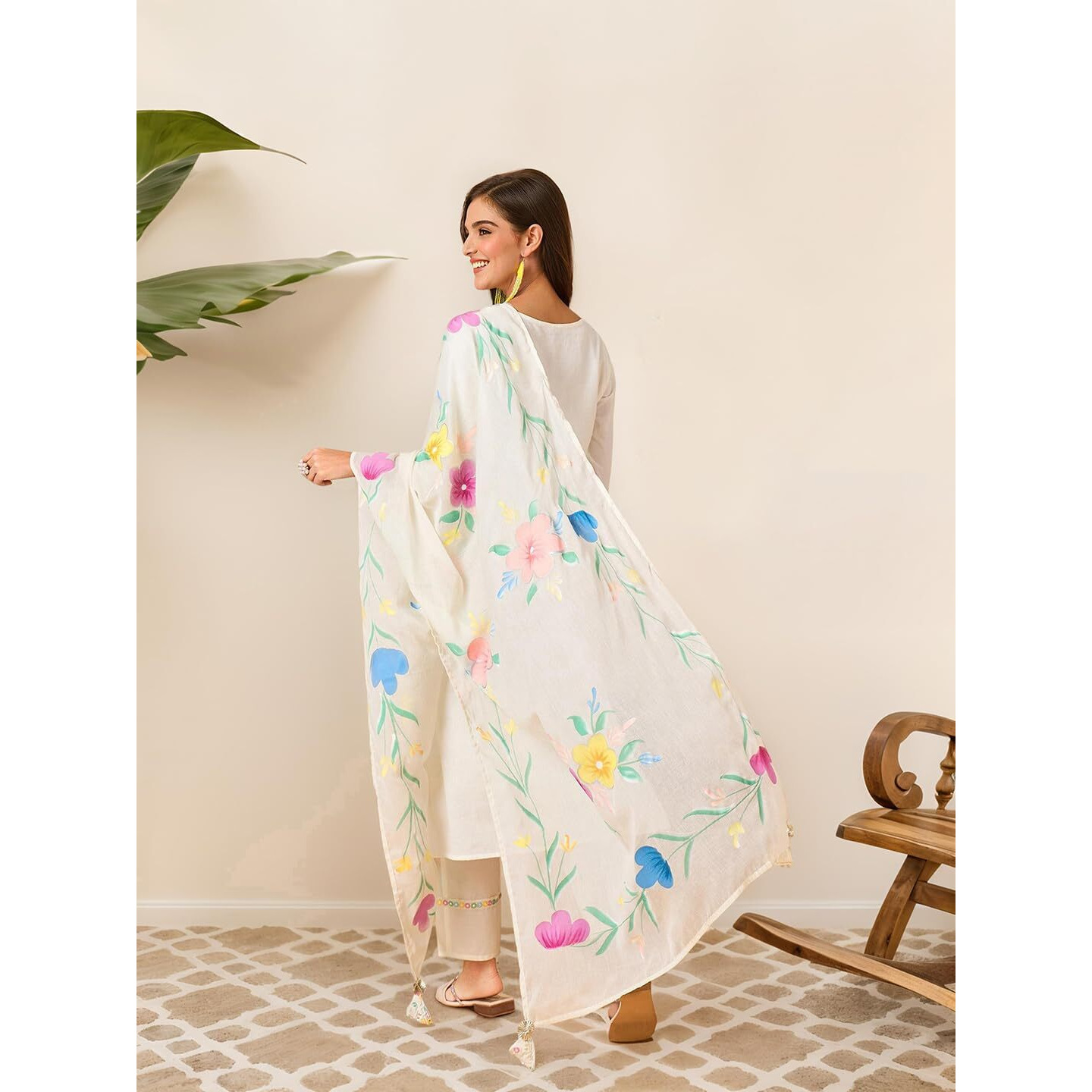 Ishin Hand Painted Floral Kurta With Pants And Dupatta/