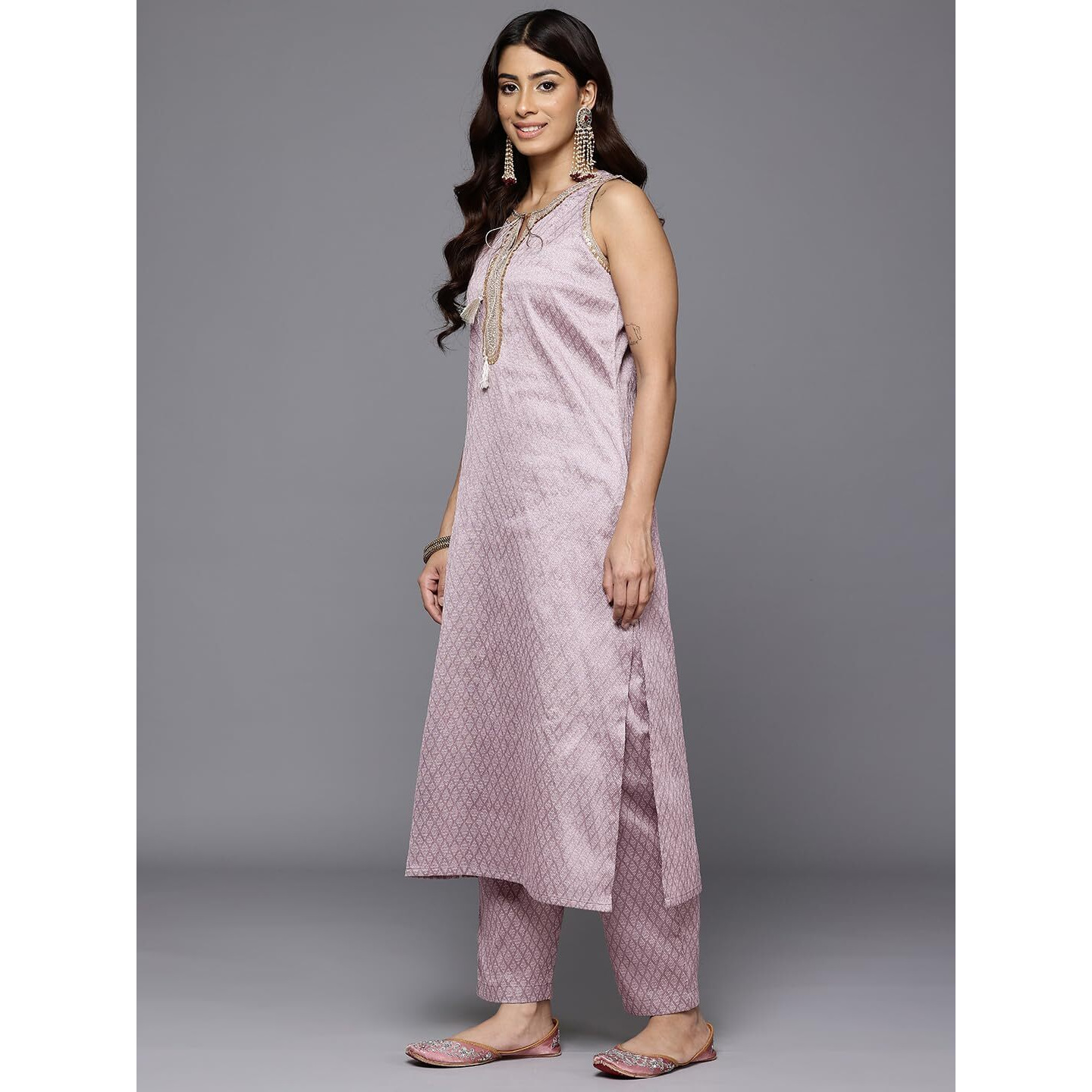 Varanga Women's Silk Blend Floral Geometric Polka Dot Regular Kurta Set Lavender - Elegant & Comfortable, Versatile For Festive & Casual Wear (Medium)