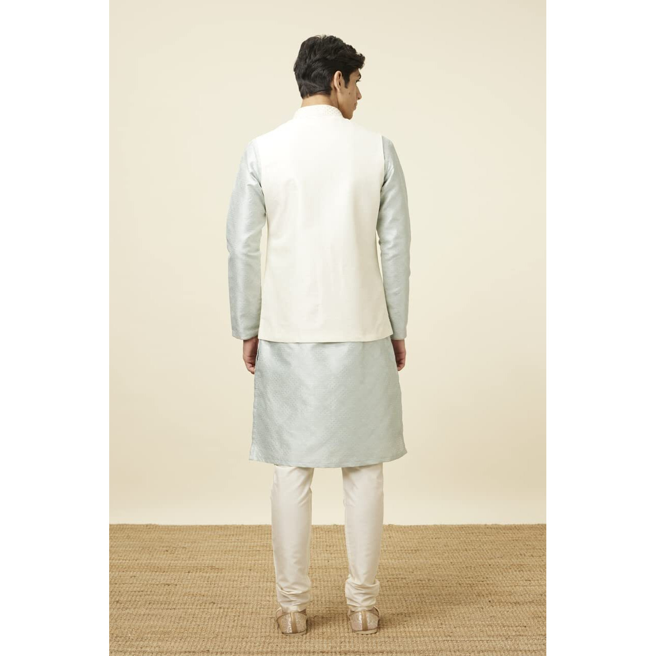 Manyavar Men's Art Silk Self Design Casual, Traditional Sleeveless Jacket (Cream, L)