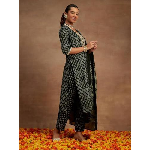 Libas Women's Silk Blend Kurta Sets (34628_Green