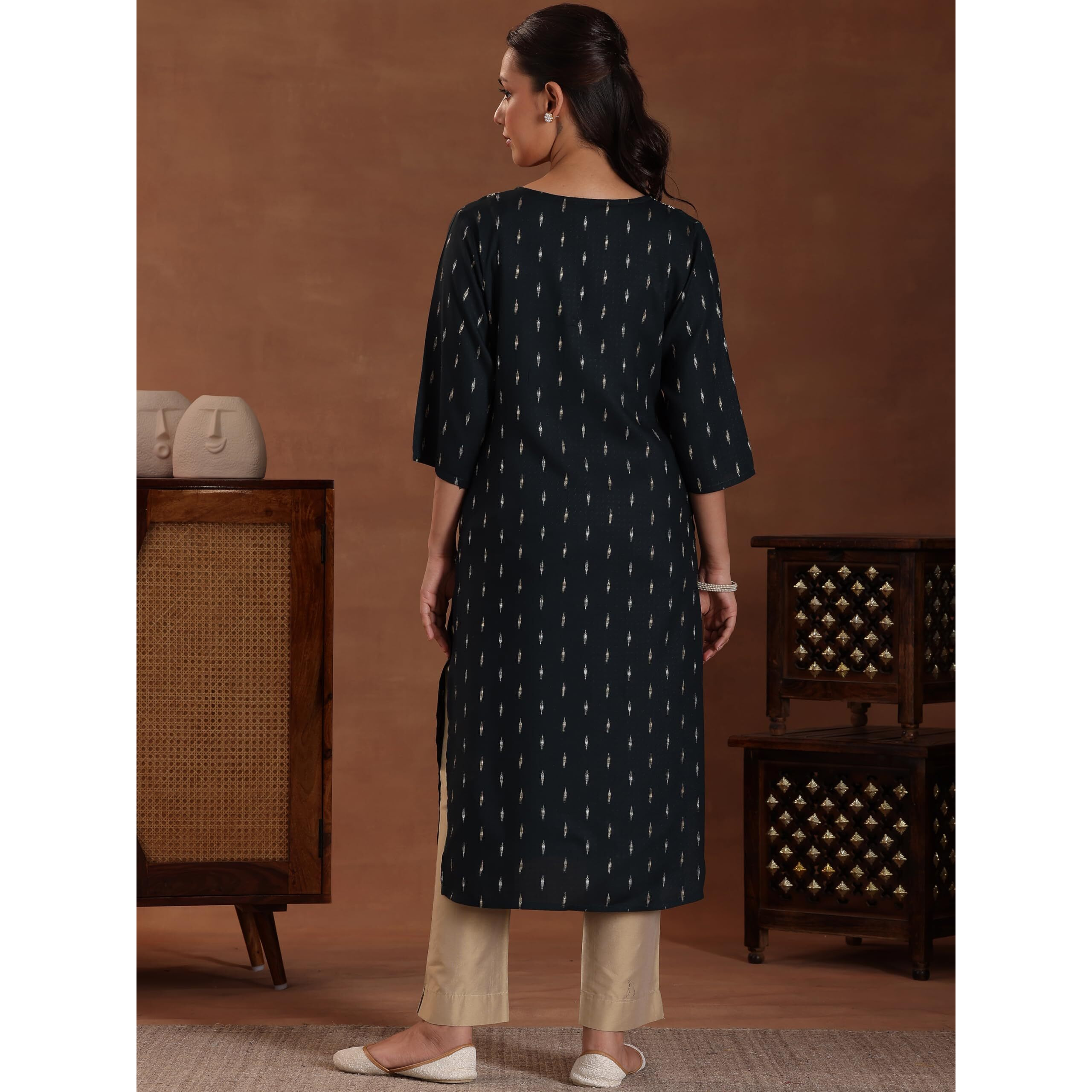 Libas Women's Cotton Yoke Design Straight Kurta (26968_Green