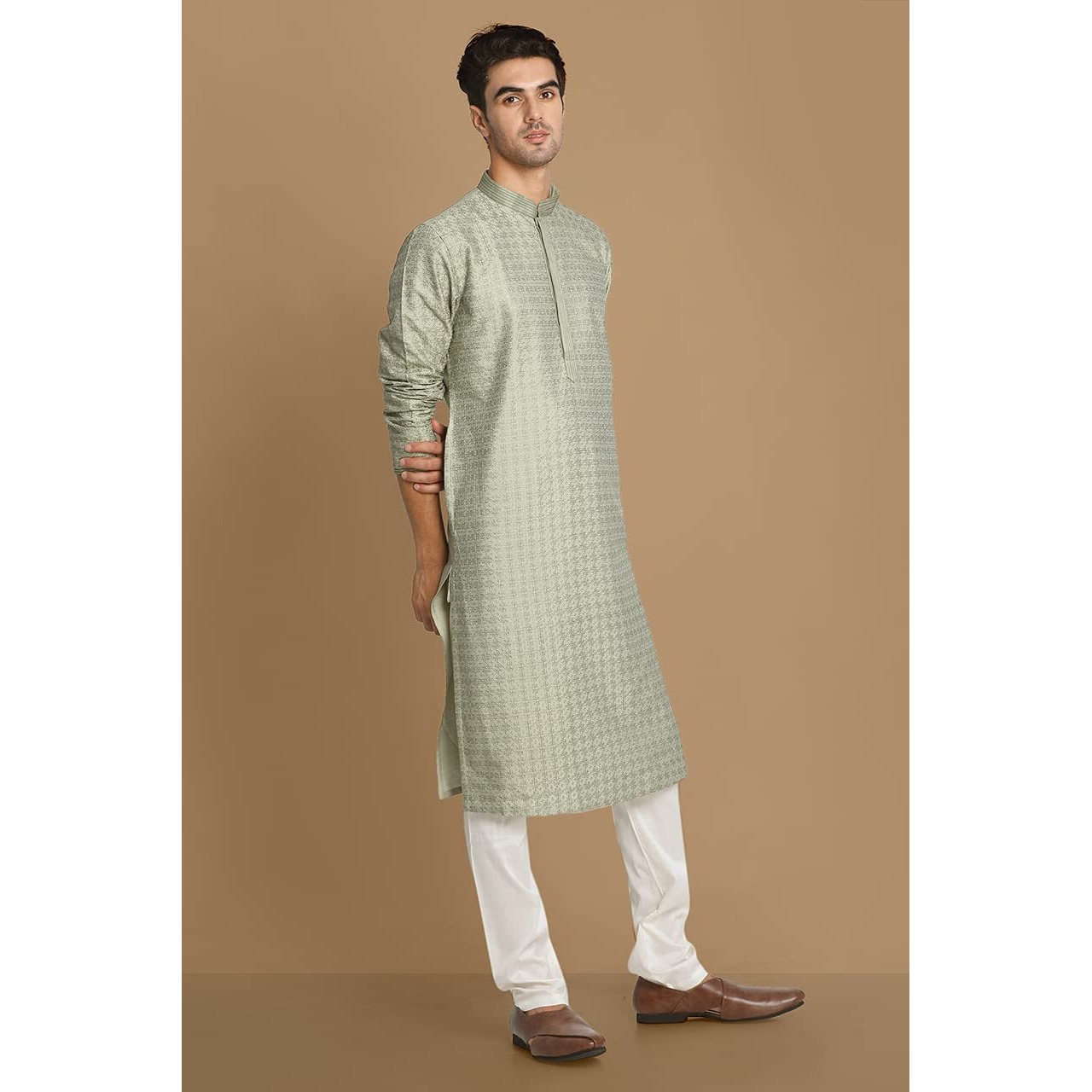 Manyavar Selfdesign Jacquard Weave Knee Long Kurta And Churidar Set For Men - (Green, X-Large)