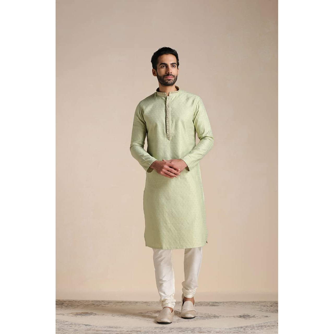Manyavar Kurta Set For Men, Full Sleeves Mandarin Collar Ethnic Men's Kurta Set For Engagement, Wedding, Party Art Silk All Over Self Design (Green, M)