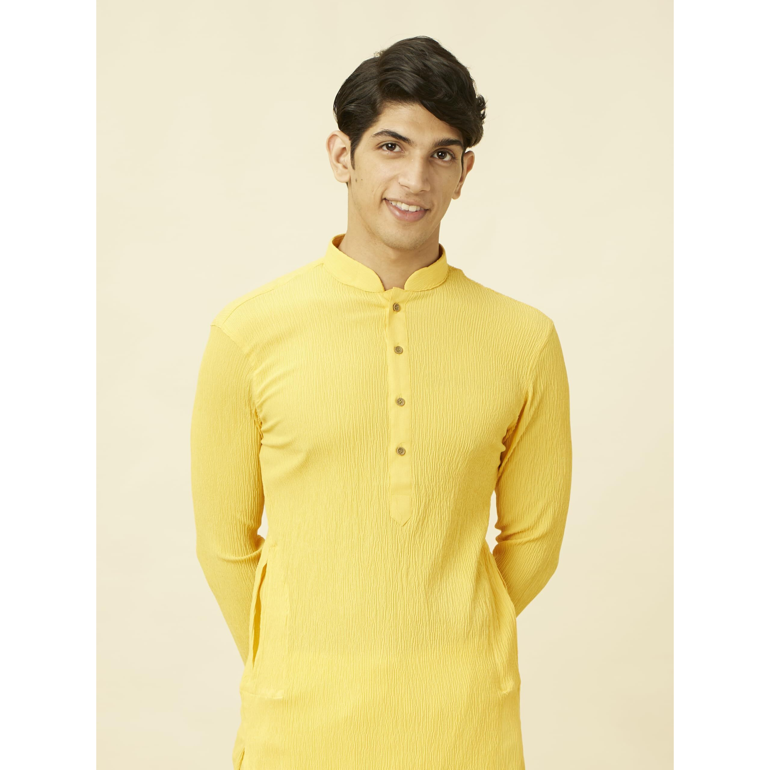 Manyavar Men's Kurta, Long Sleeves Mandarin Collar Ethnic Knee Length Kurta Only, Kurta For Festival, Wedding, Party, Anniversary Blended Viscous (Yellow, L)
