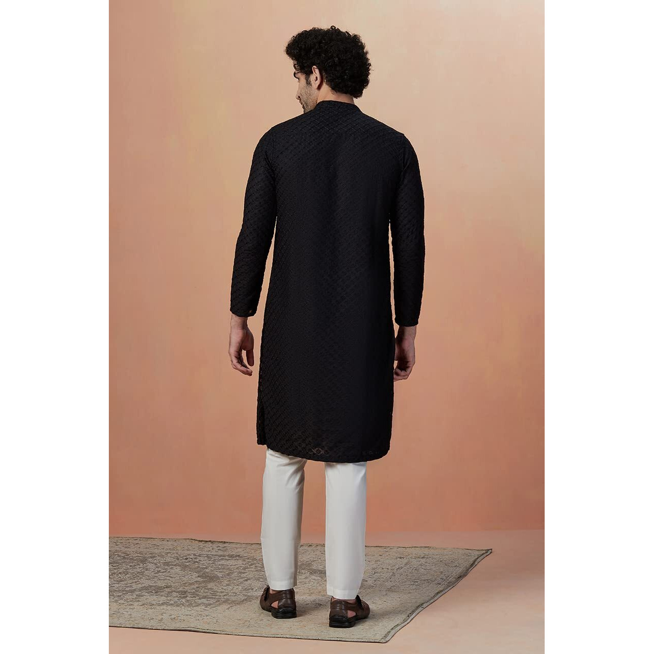 Manyavar Kurta Set For Men, Full Sleeves Mandarin Collar Ethnic Men's Kurta Set For Engagement, Wedding, Party Blended Cotton Embroidery (Black, M)