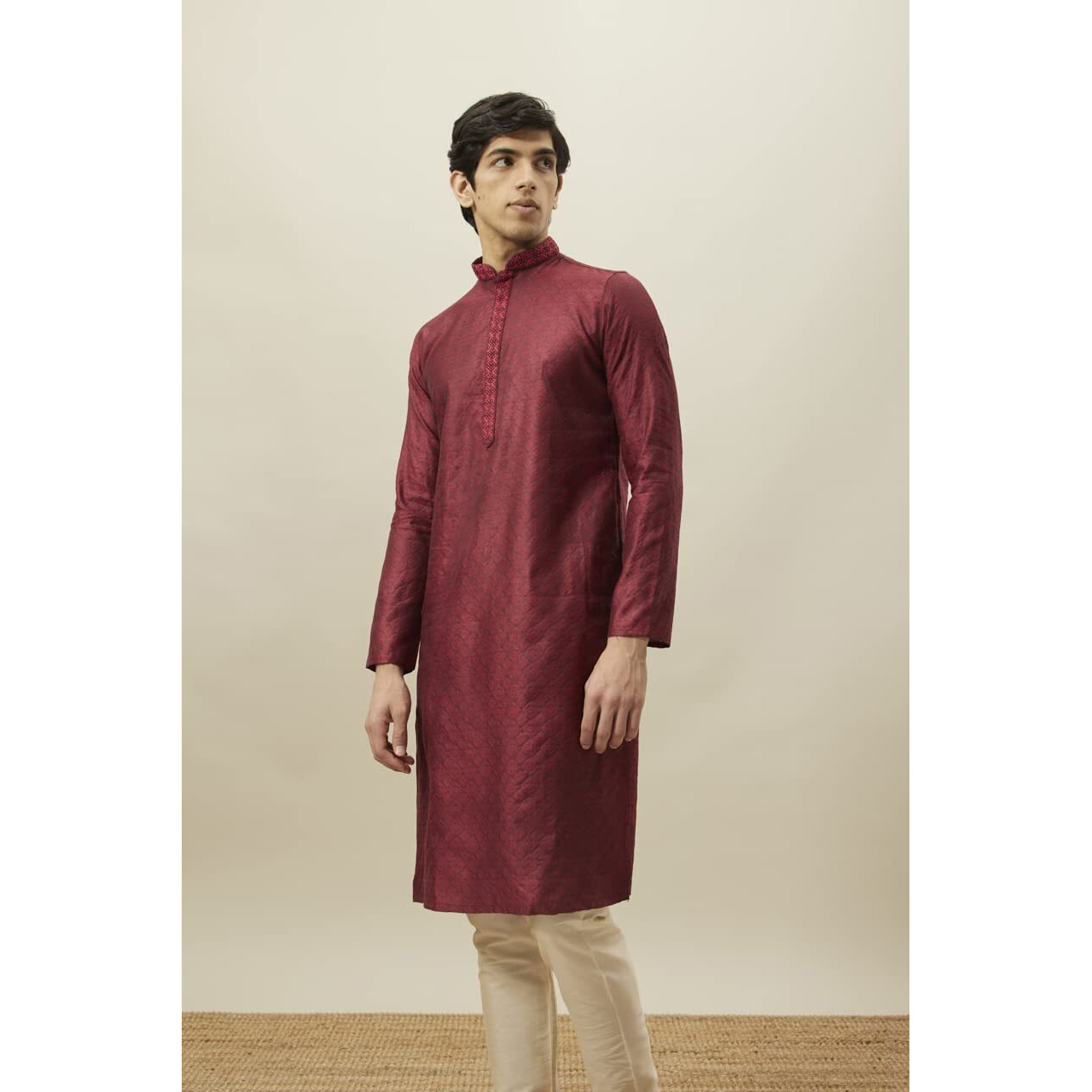 Manyavar Kurta Set For Men, Full Sleeves Mandarin Collar Ethnic Kurta & Payjama Set Art Silk All Over Self Design Set (Maroon, S)