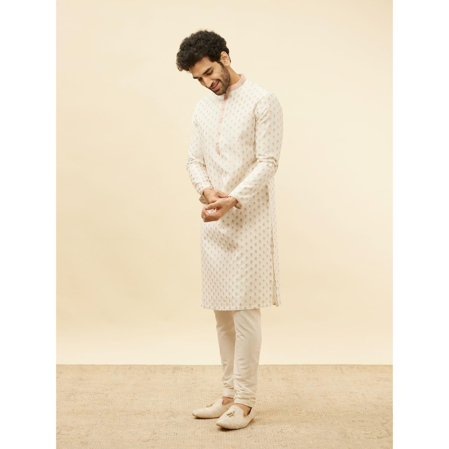 Manyavar Mens White Blended Cotton Jacquard Kurta Pyjama Set