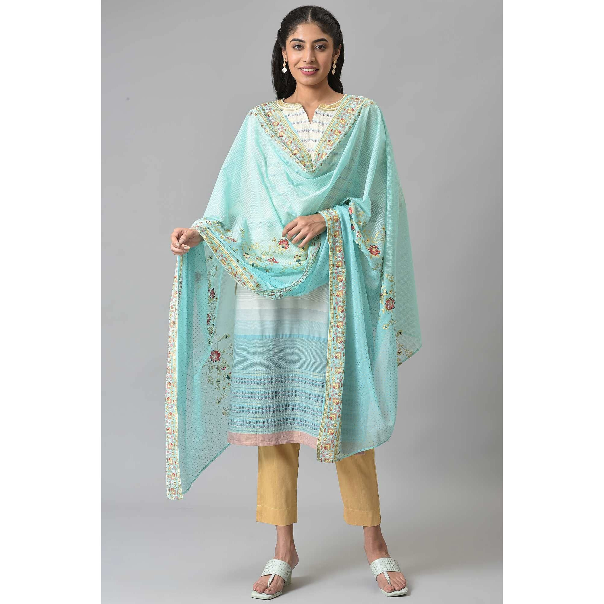 Feel Astounding In This Pink Georgette Printed Dupatta That Has Half And Half Floral Jaal With Half Drop Dots, Accentuated With Gold Foil. This Is One Of The Must Have Pieces For Your Wardrobe.