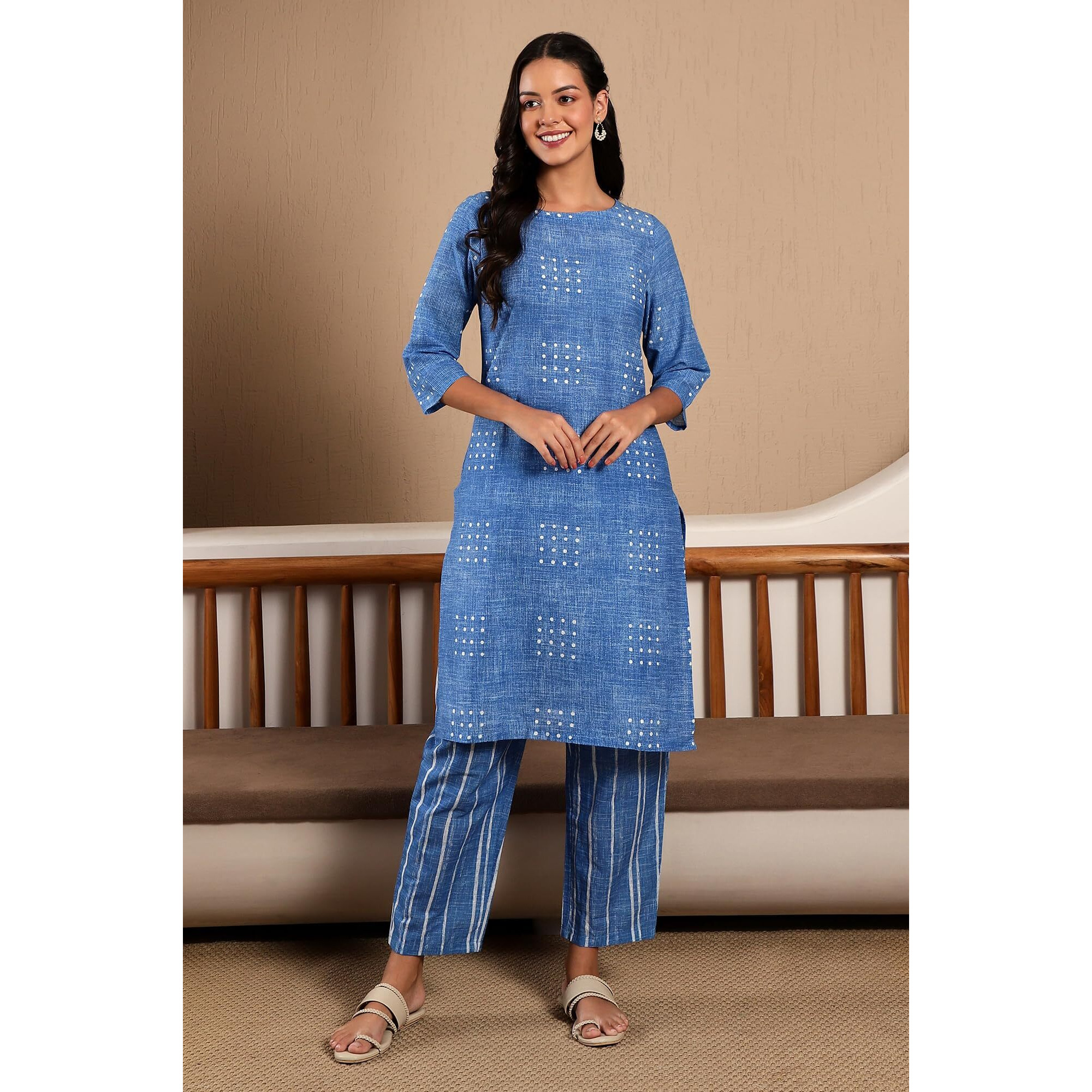 W For Woman Blue Polka Dot Printed Pure Cotton Straight Kurta And Pants Co-Ord Set