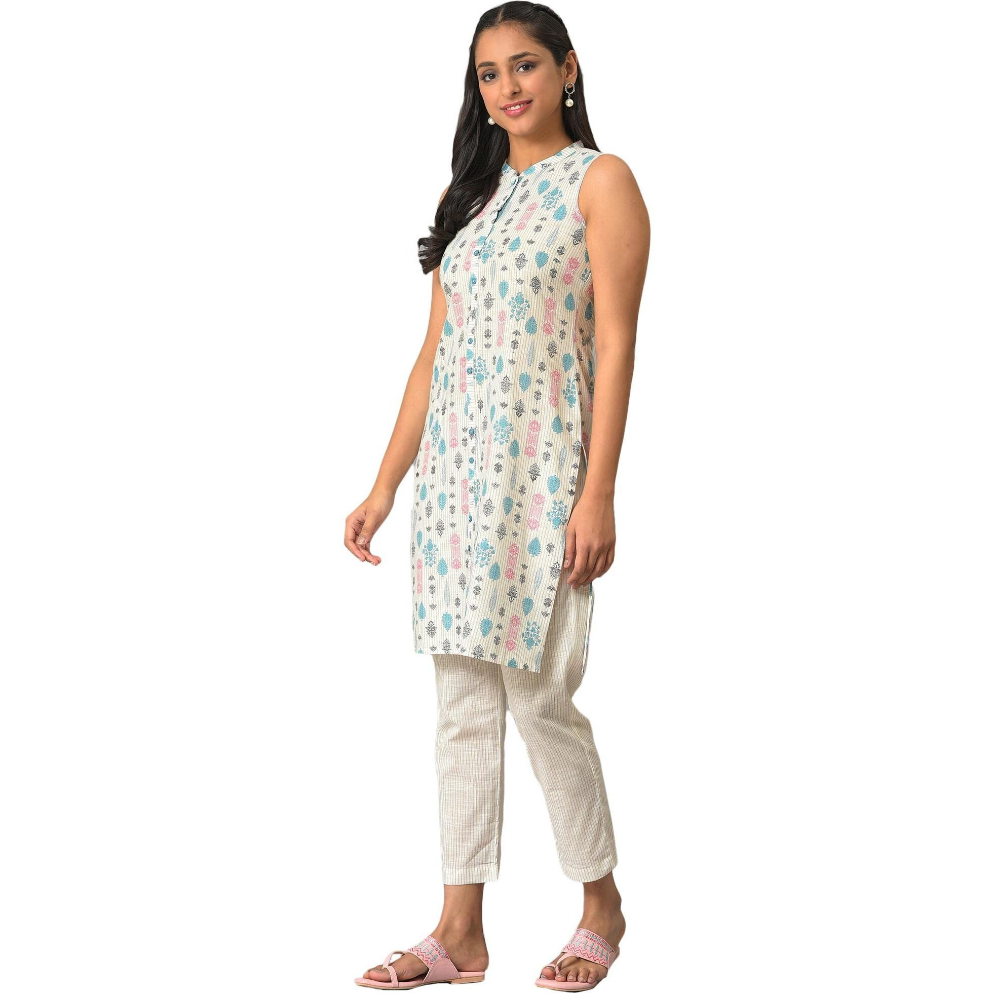 Aurelia Geometric Printed Off White Cotton Women's Kurta And Trousers Set