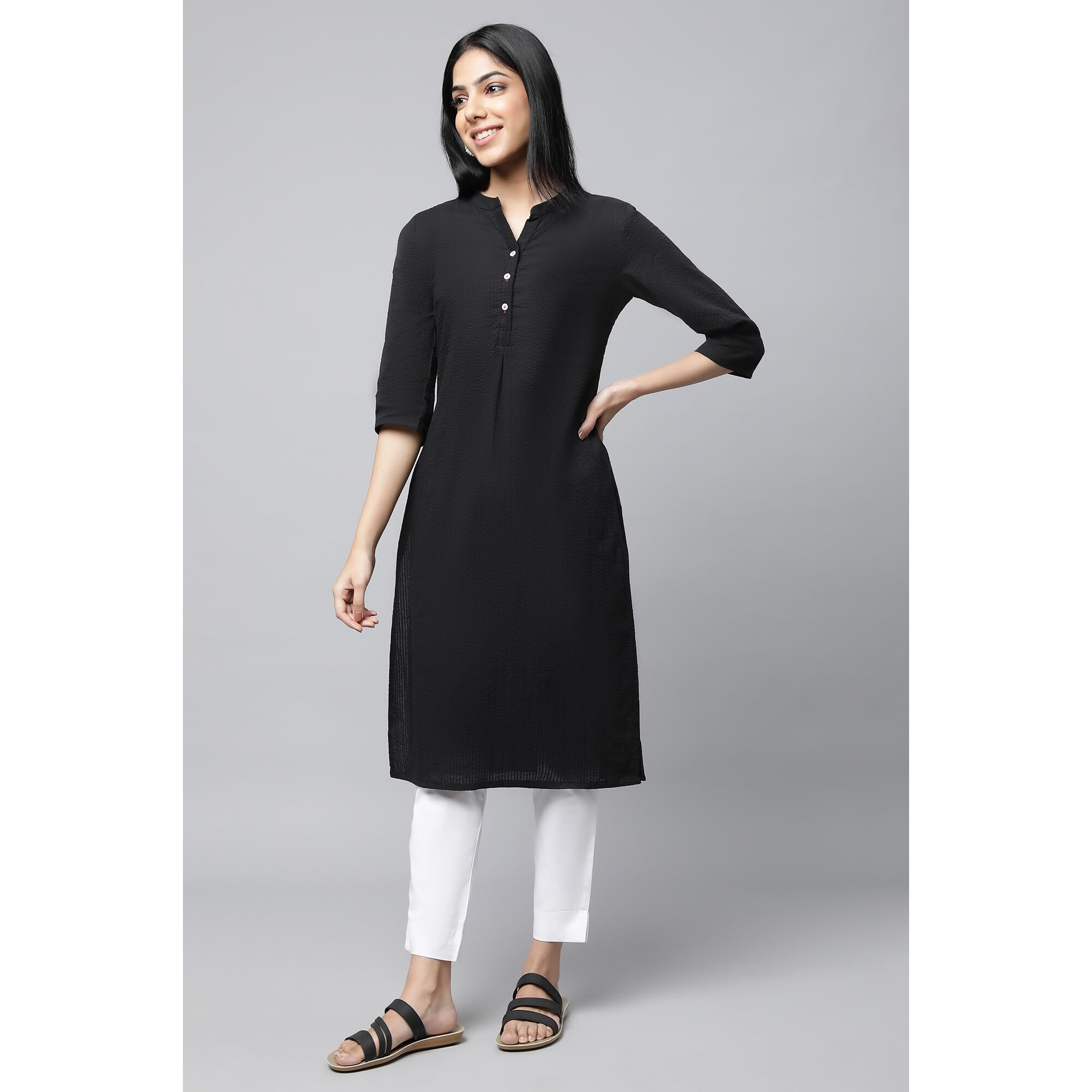 Aurelia Black Solid Cotton-Rayon Blend Regular Kurta For Women