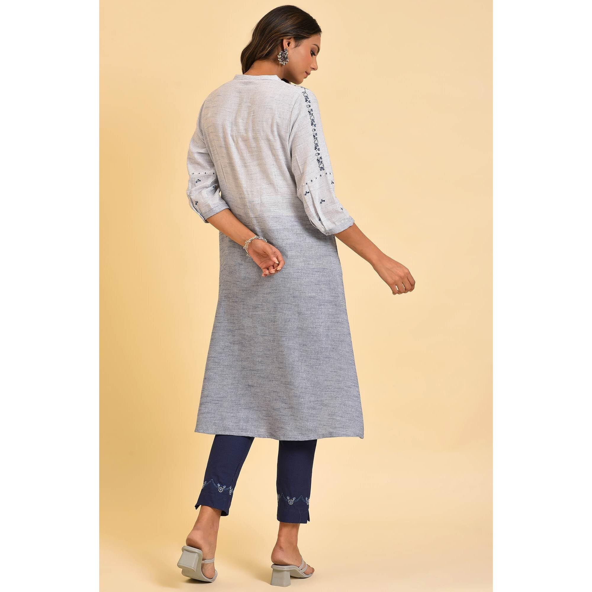 W For Woman Grey And Blue Ombre A-Line Embroidered Kurta (Size M)-23Few19279-312836