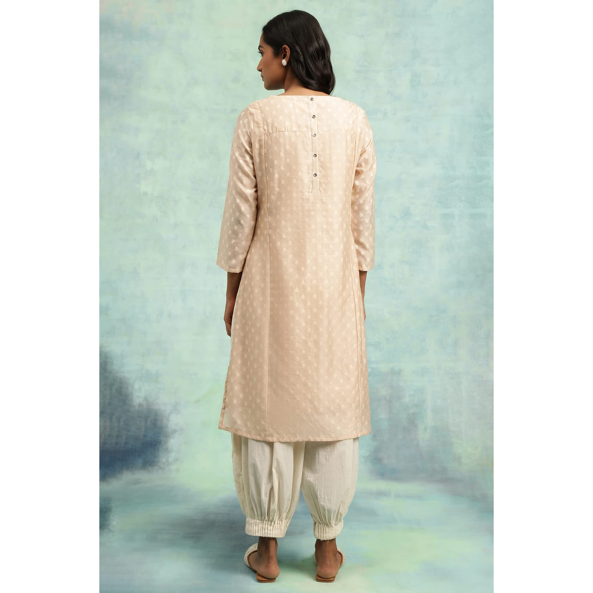W For Woman Pink Cotton Silk Dobby Kurta With Embroidery_23Maf11604-930223_Xs