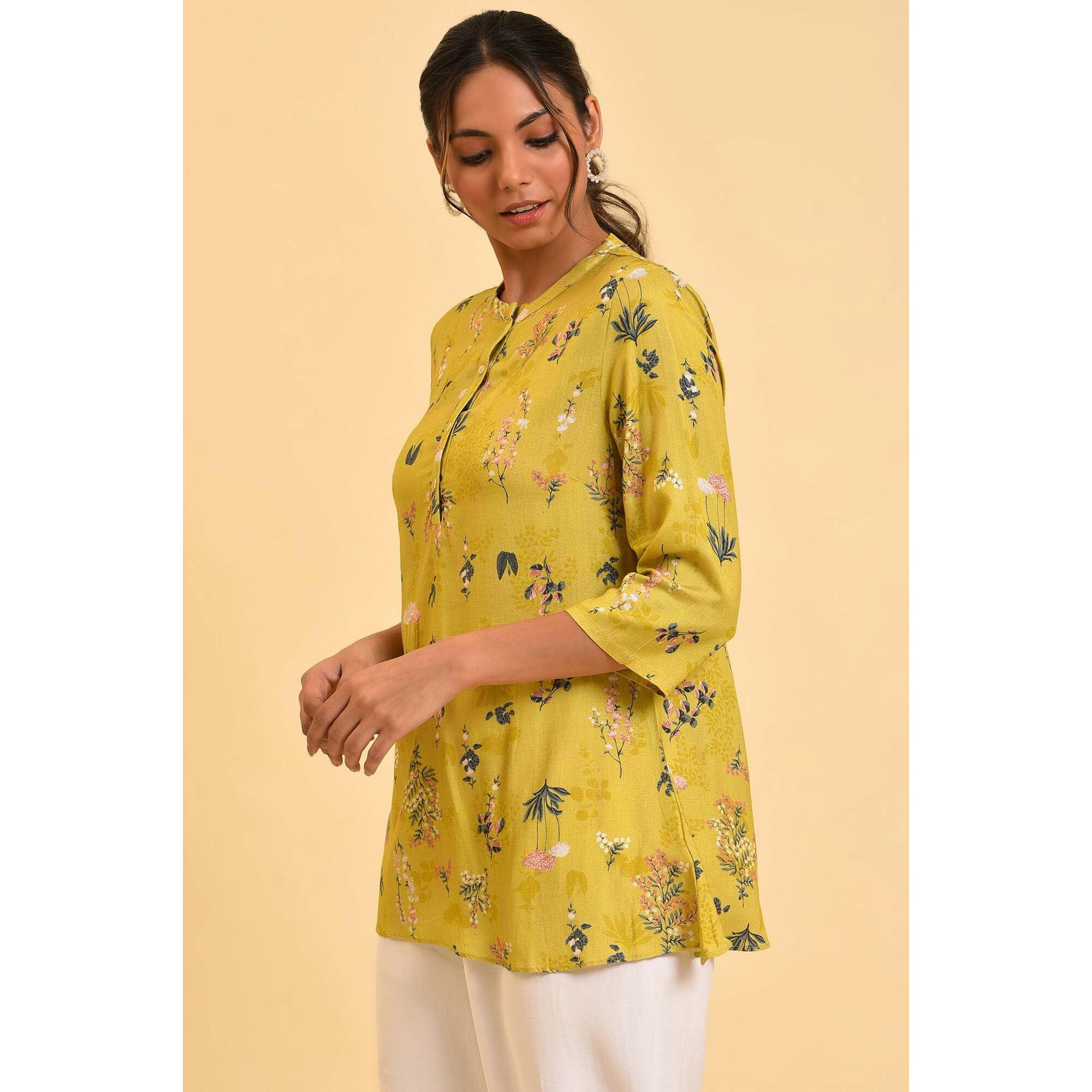 W For Woman Yellow Floral Straight Top (Size Xs)-23Few31388-119878