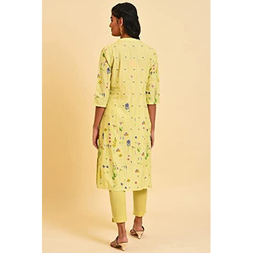 W For Woman Light Green Floral Printed Kurta And Pant Set