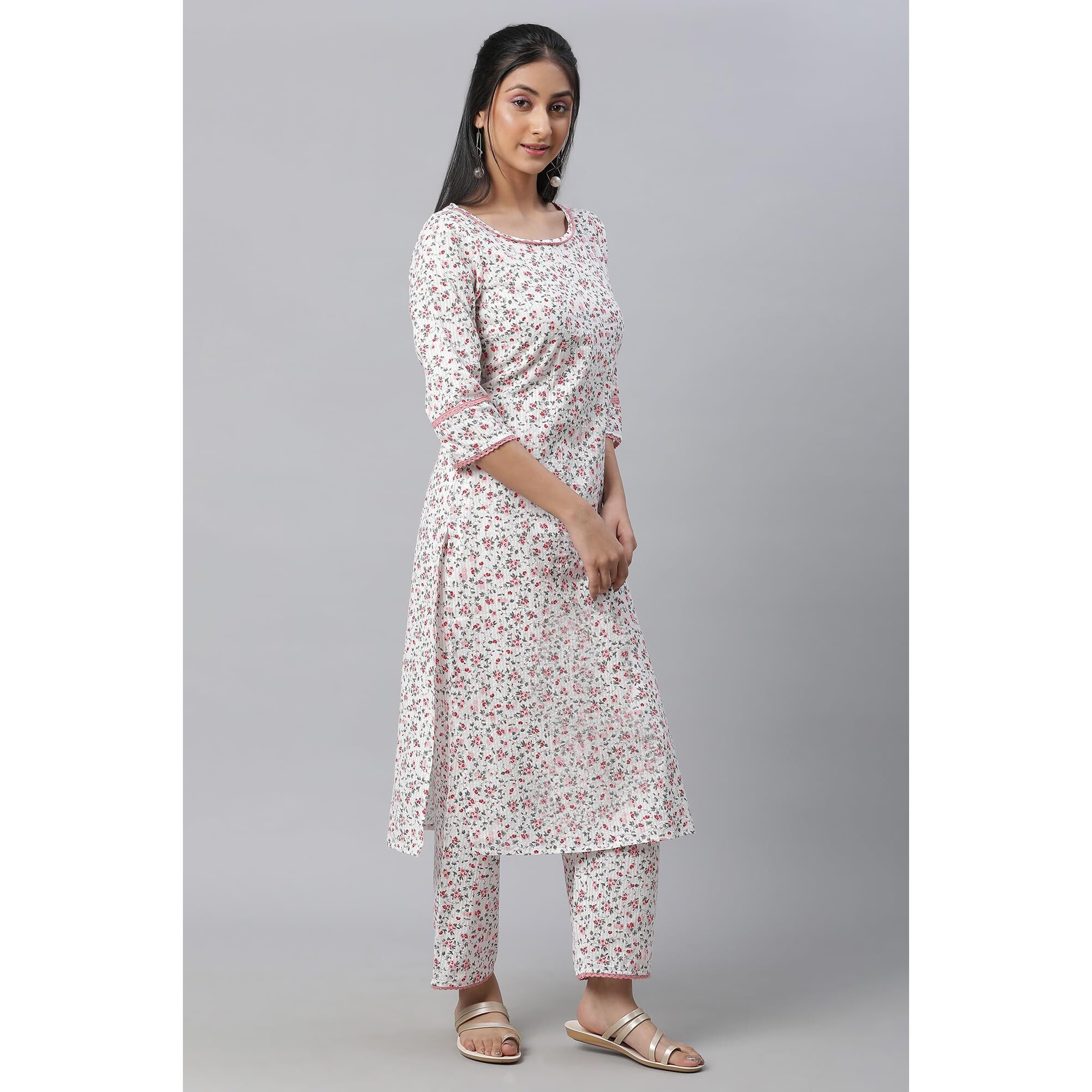 Aurelia Floral Printed White Cotton-Rayon Blend Women's Kurta And Trousers Set