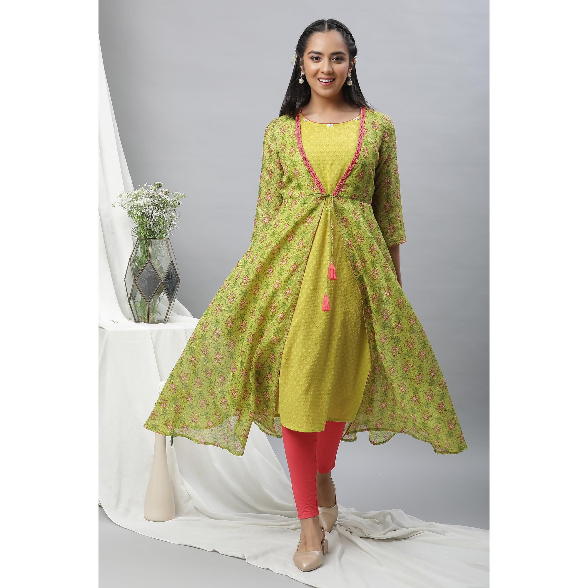 Aurelia Women's Green Kota Gilet, Textured Kurta & Tights Set