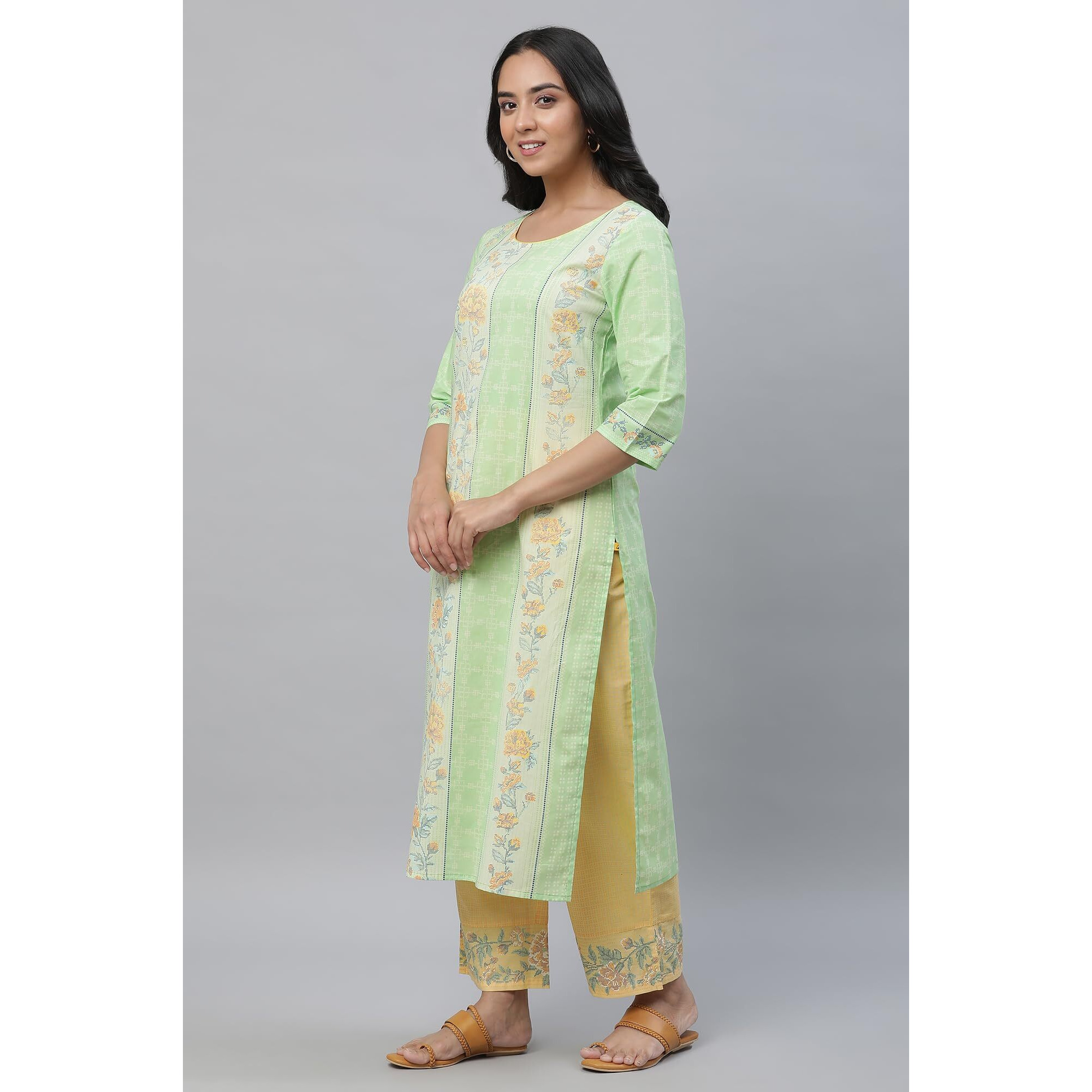 Aurelia Green Floral Printed Printed Cotton Straight Long Kurta For Women