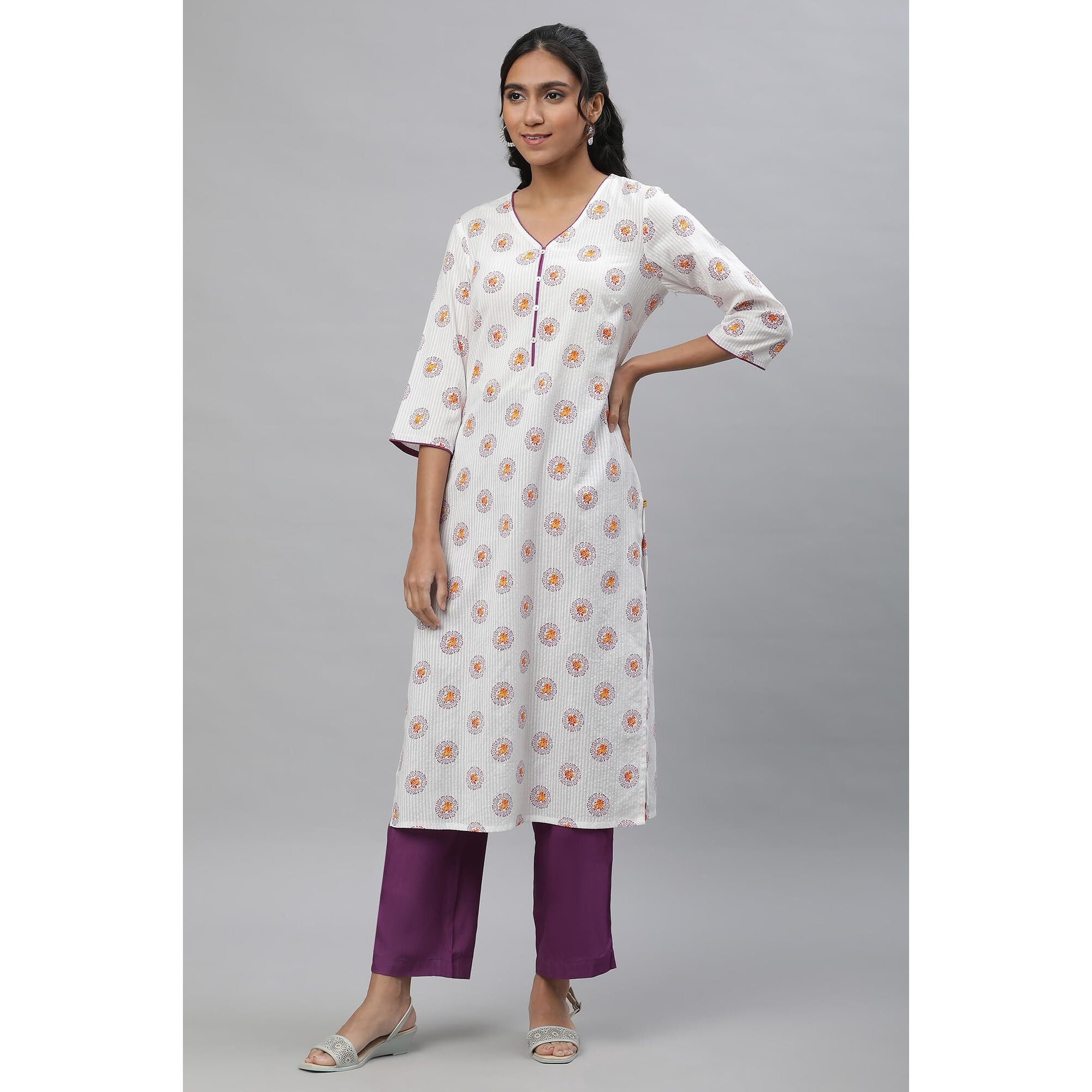 Aurelia Women's White Floral Printed Pure Cotton Straight Kurta_23Aua14623-507410_M