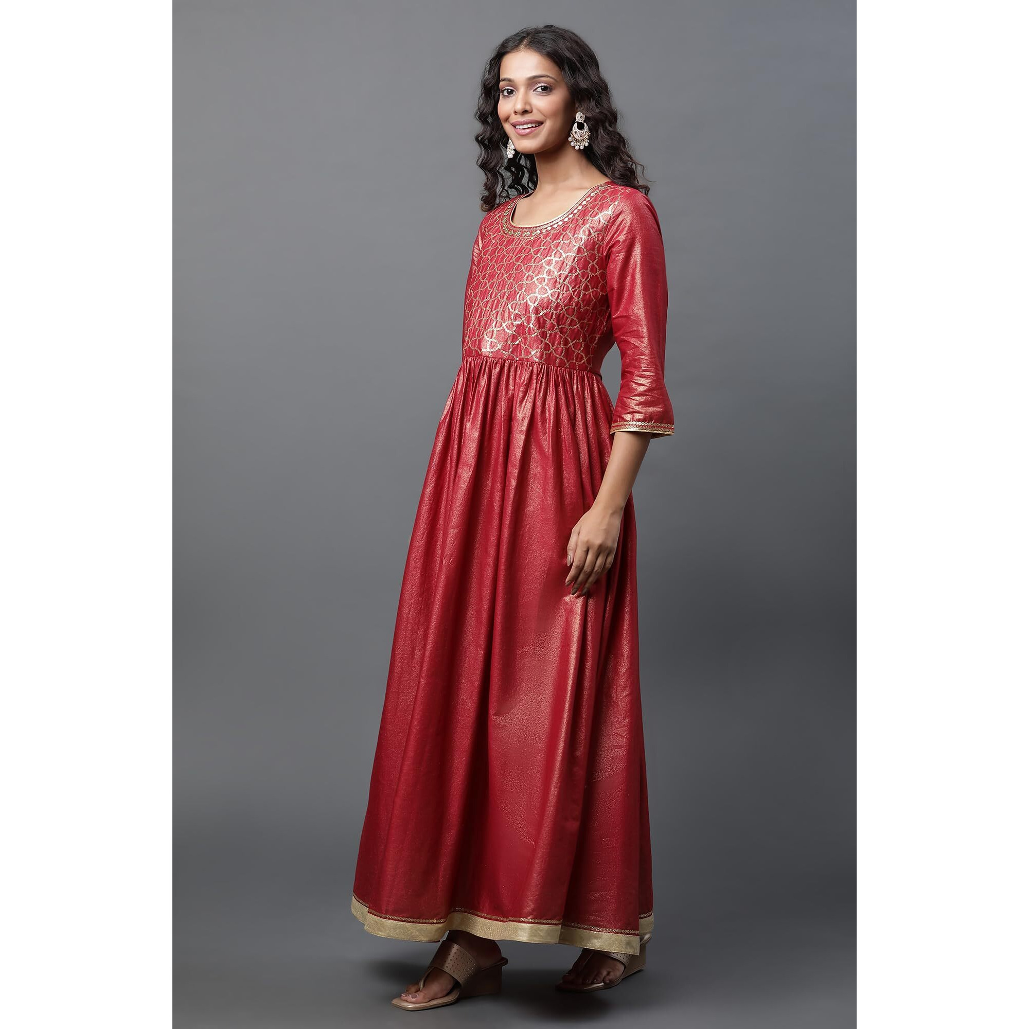 Aurelia Women Maroon Cotton Spray Printed Dress & Dupatta Set (23Auas14585-507713-S)